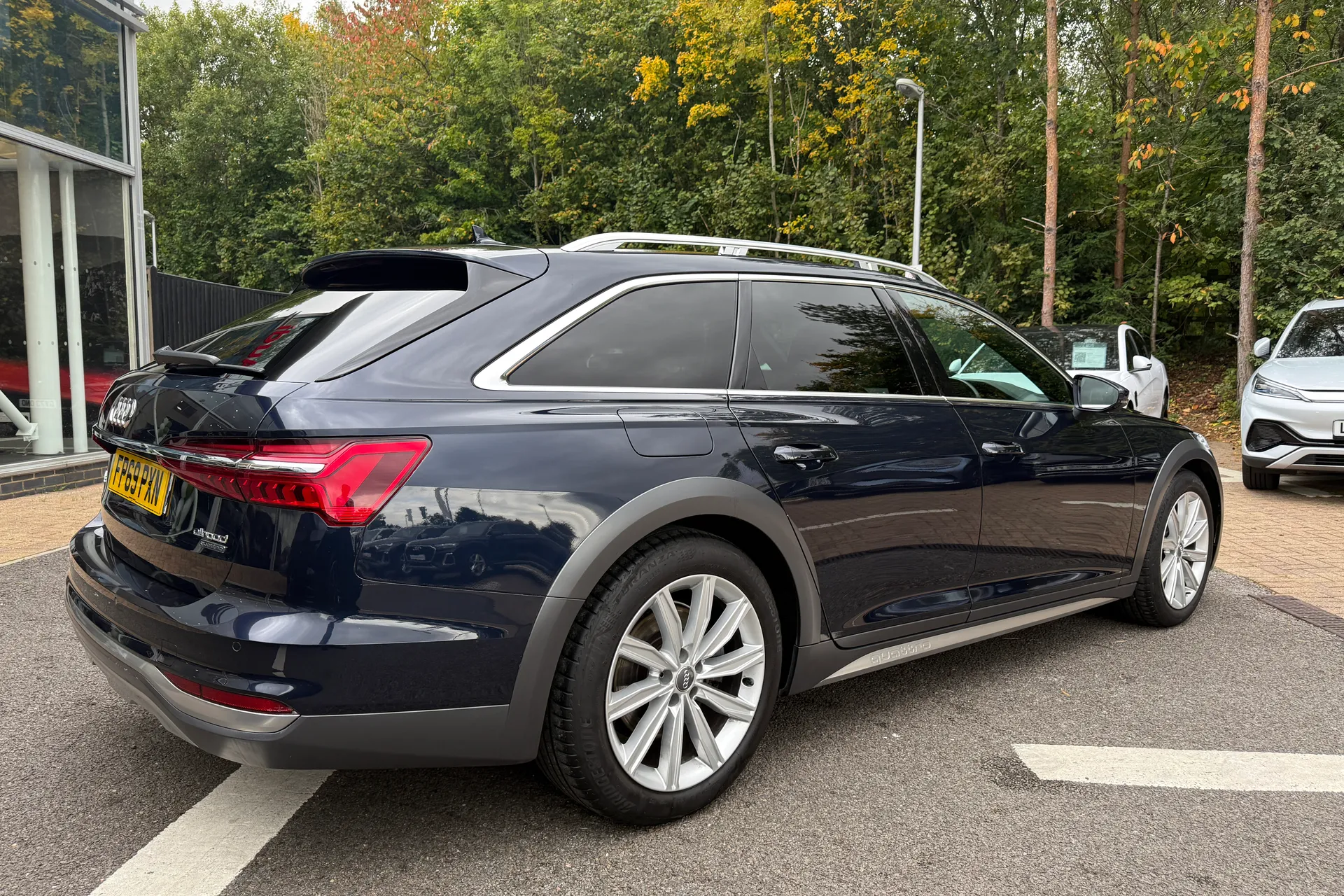 Audi A6 allroad thumbnail image number 43