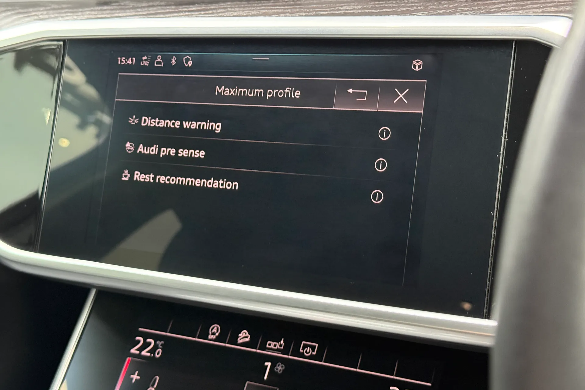 Audi A6 allroad thumbnail image number 44