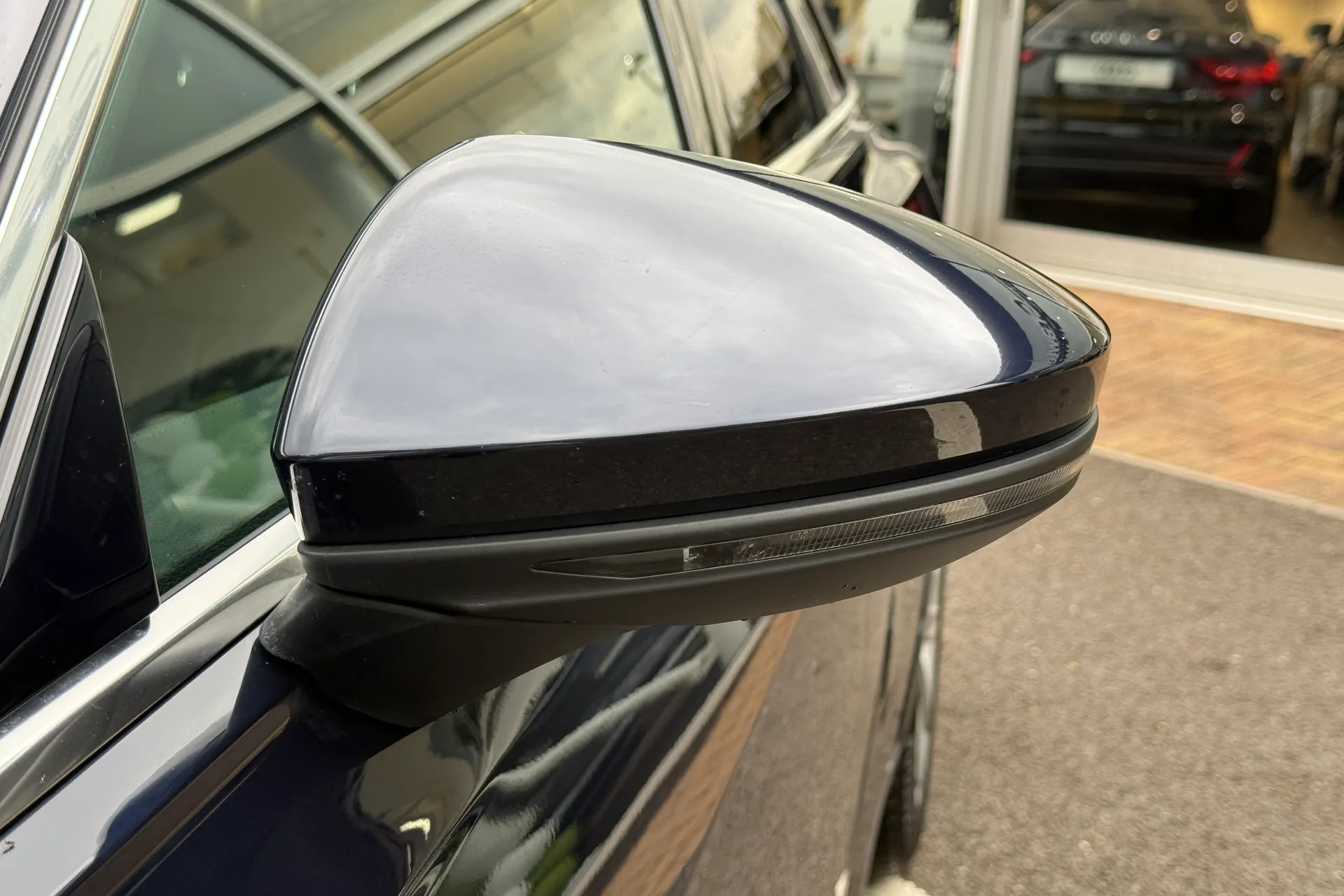 Audi A6 allroad thumbnail image number 60