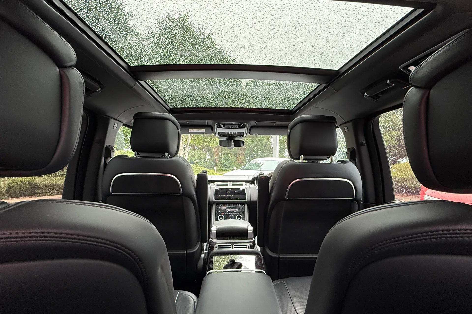 LAND ROVER RANGE ROVER thumbnail image number 51