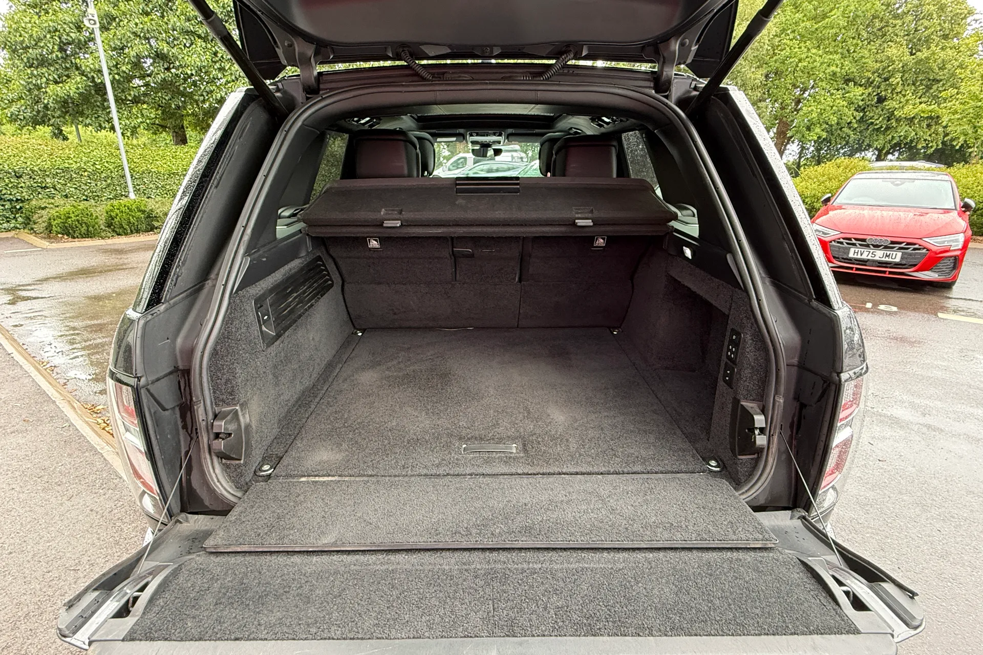 LAND ROVER RANGE ROVER thumbnail image number 50