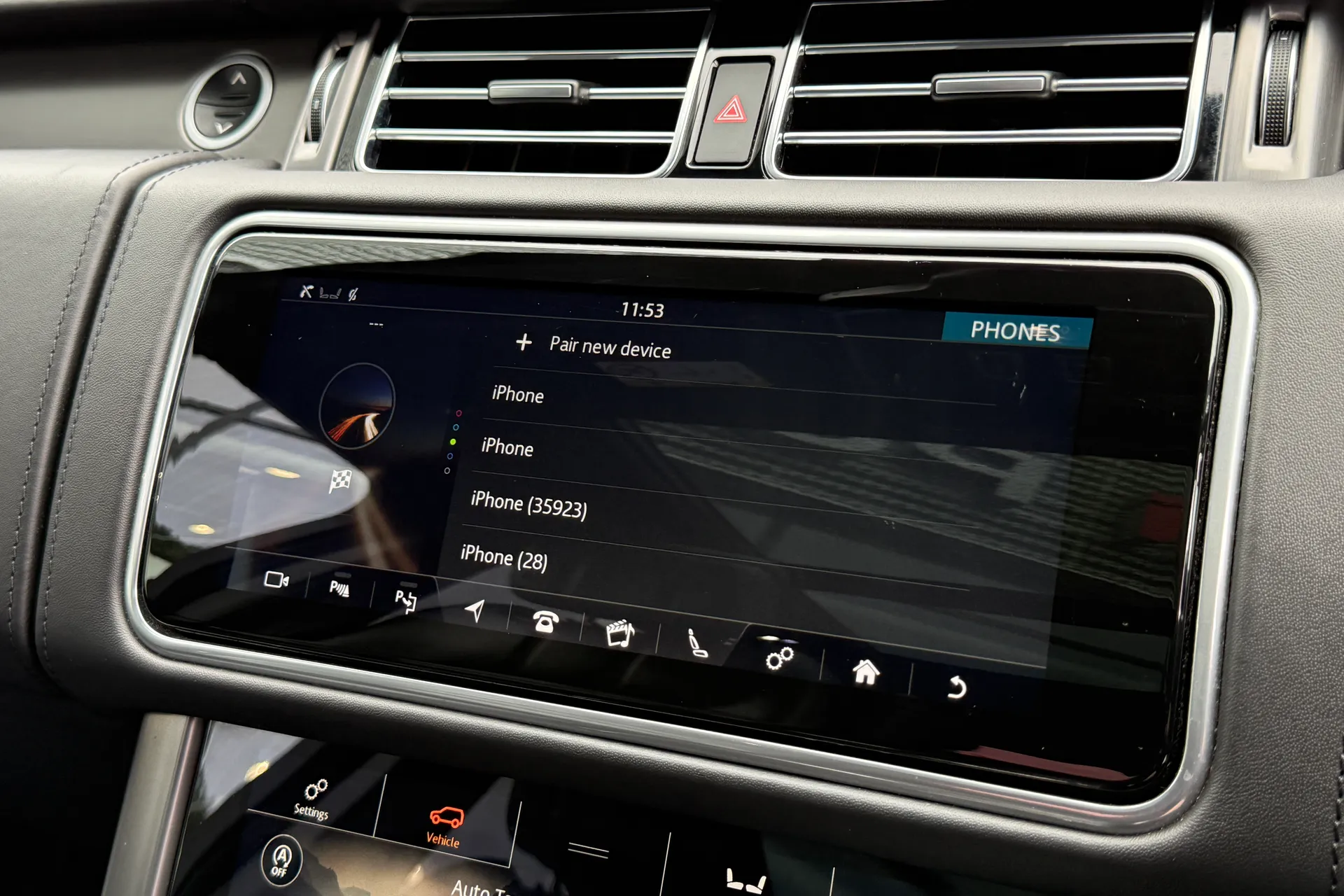 LAND ROVER RANGE ROVER thumbnail image number 22