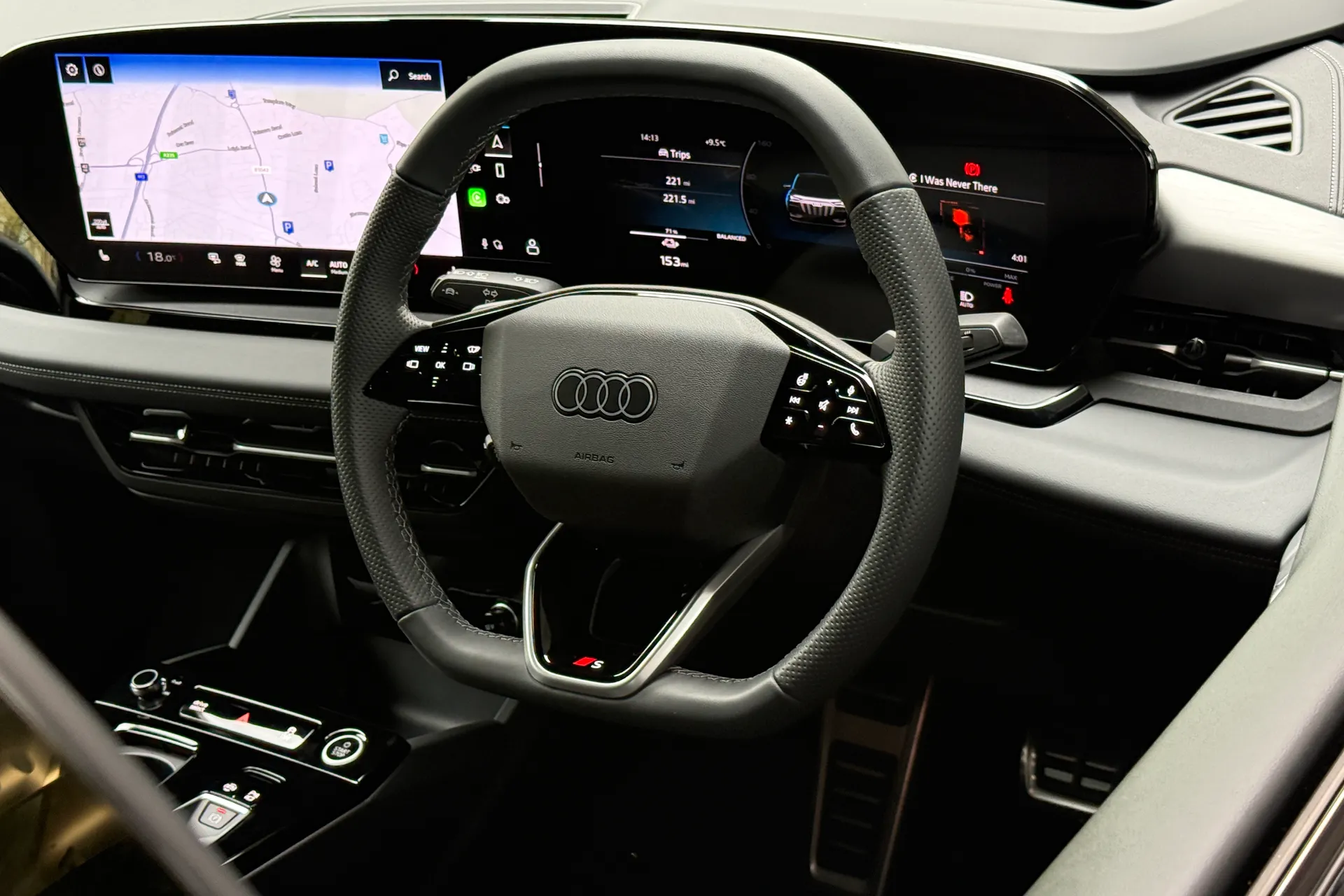 Audi Q6 thumbnail image number 36
