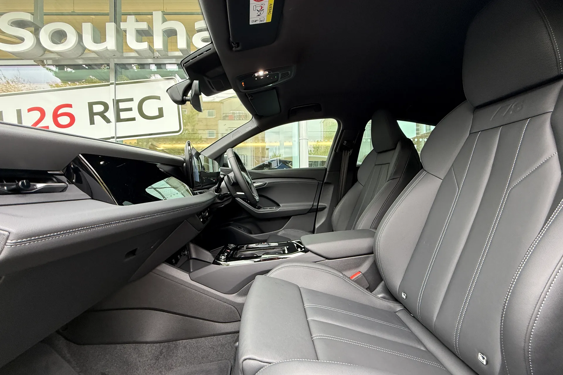 Audi Q6 thumbnail image number 54