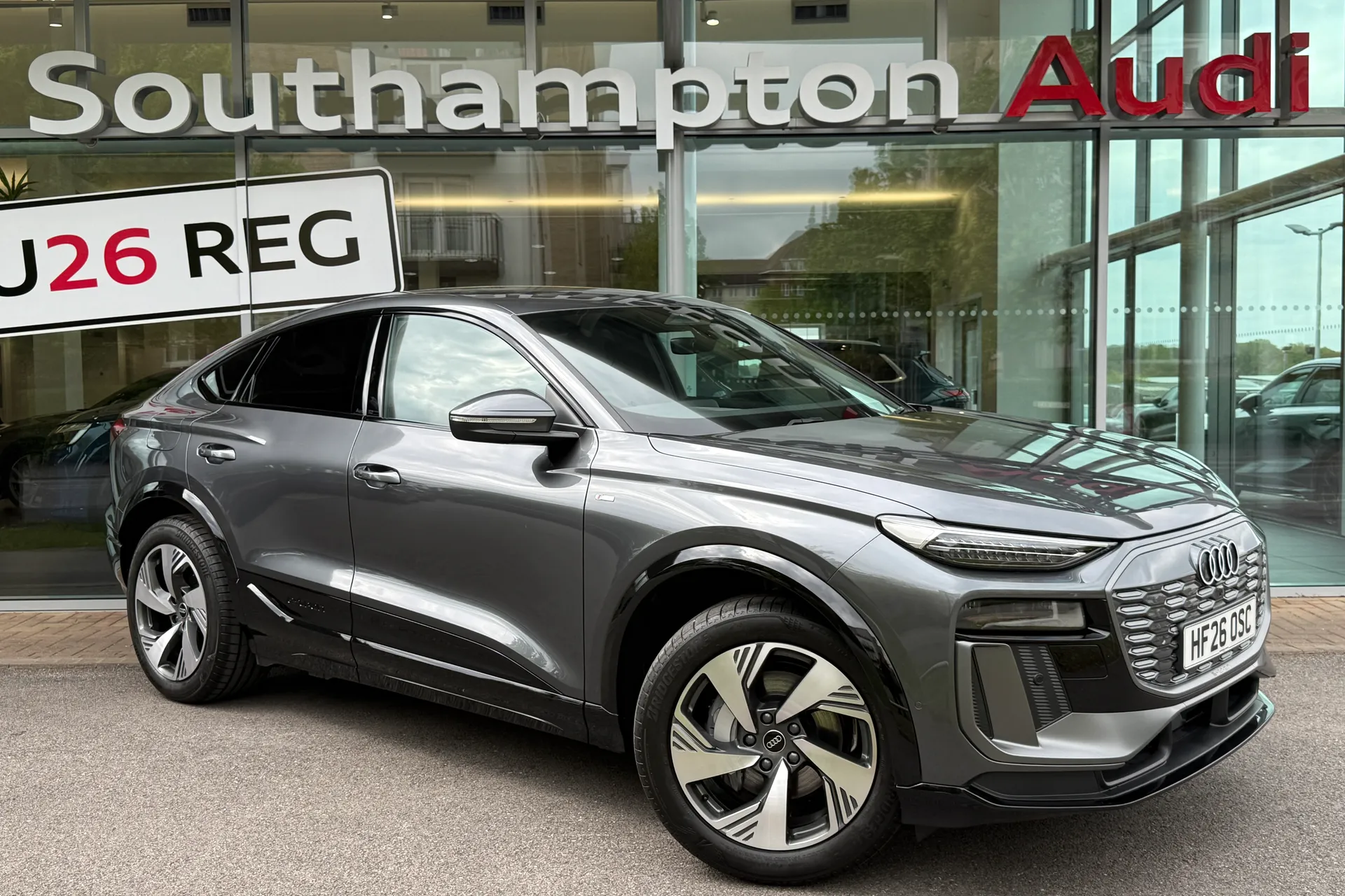 Audi Q6 thumbnail image number 65