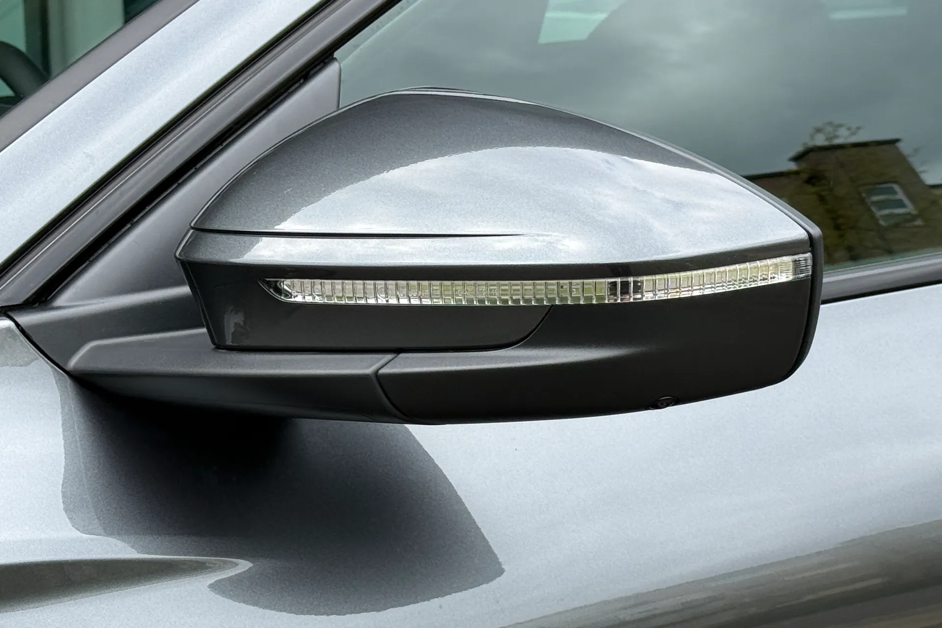 Audi Q6 thumbnail image number 56