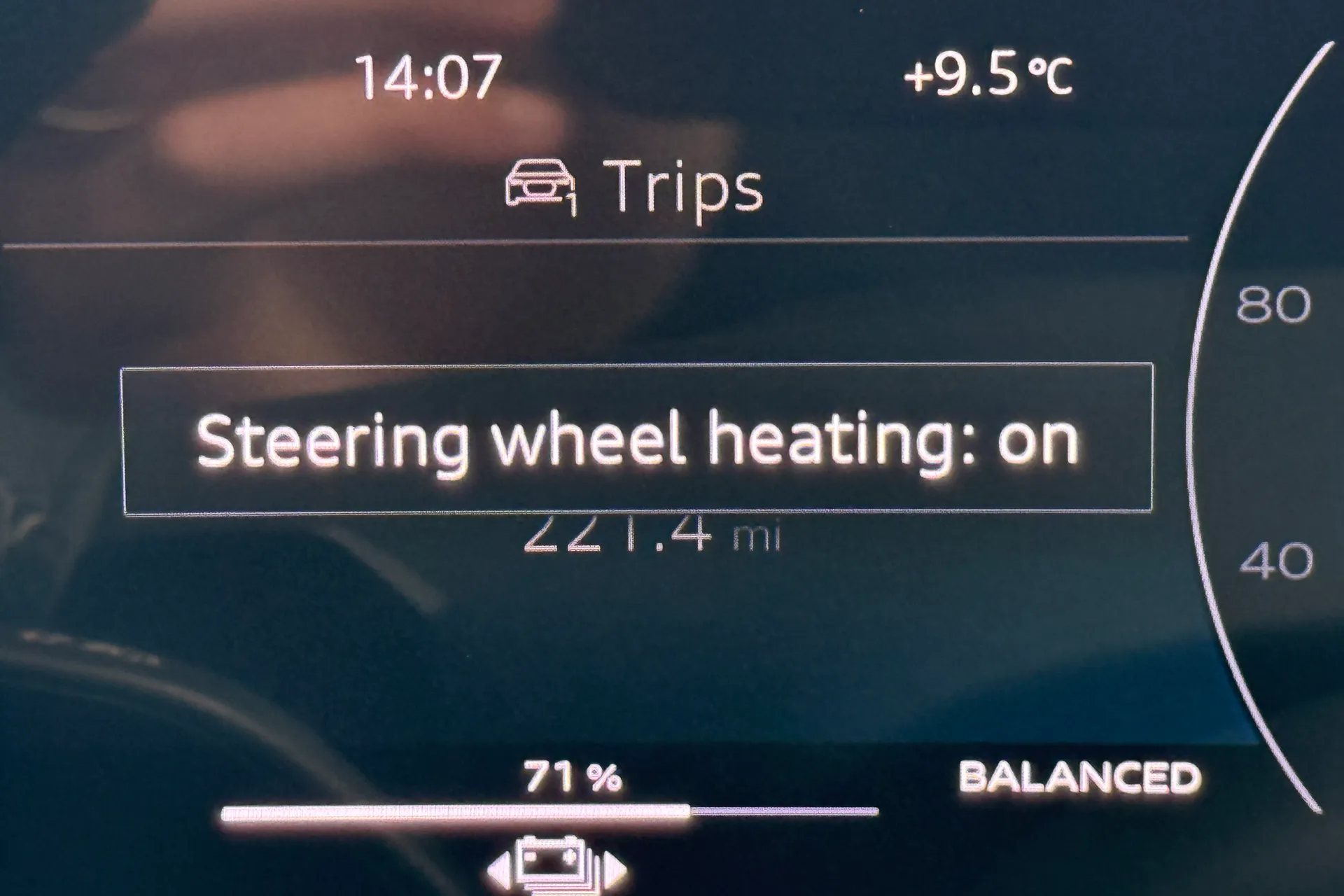 Audi Q6 thumbnail image number 20