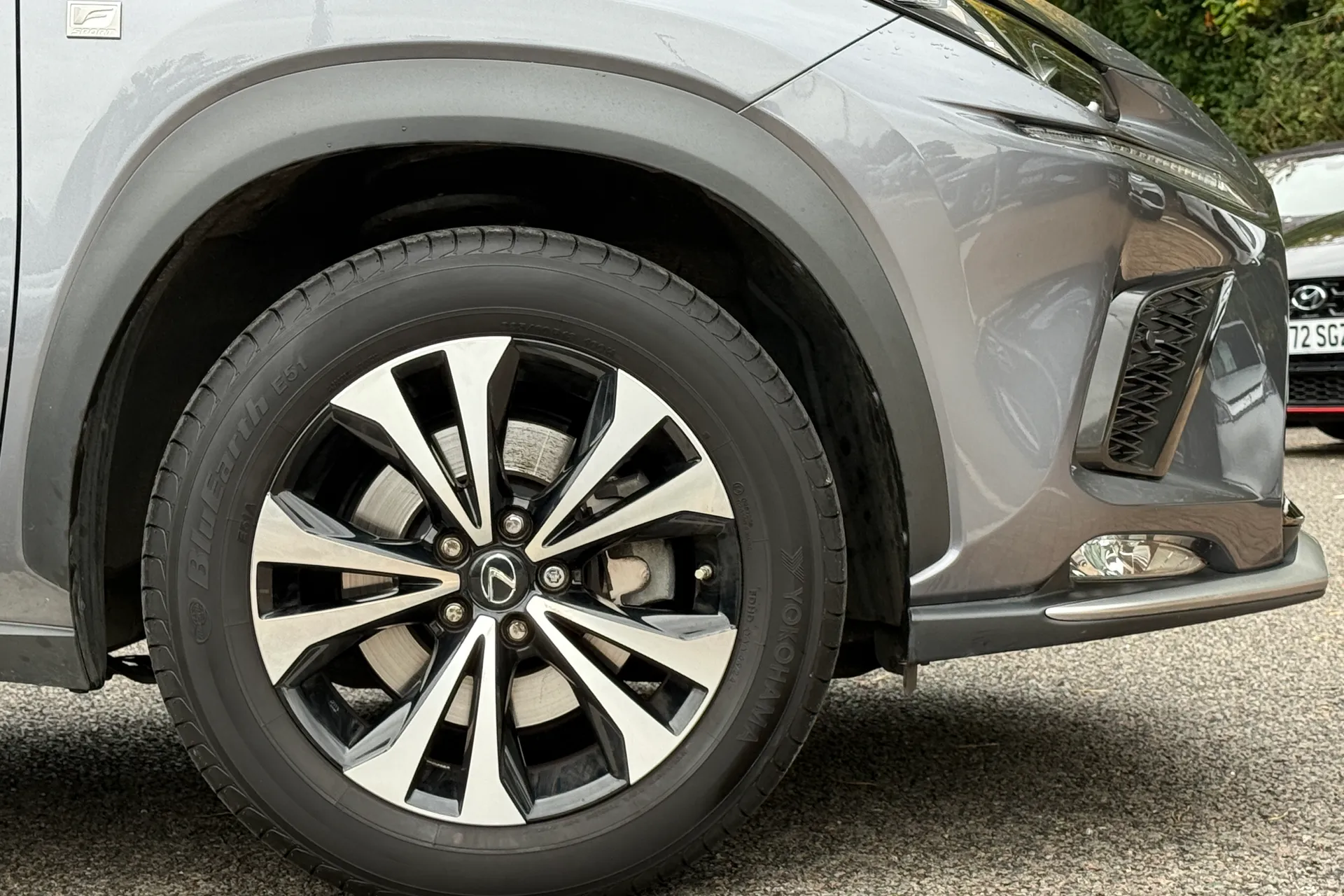 LEXUS NX thumbnail image number 22