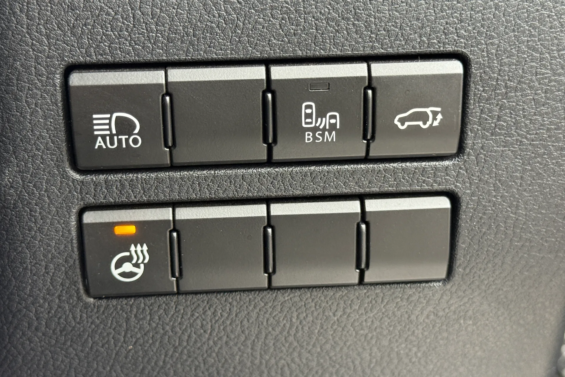 LEXUS NX thumbnail image number 61