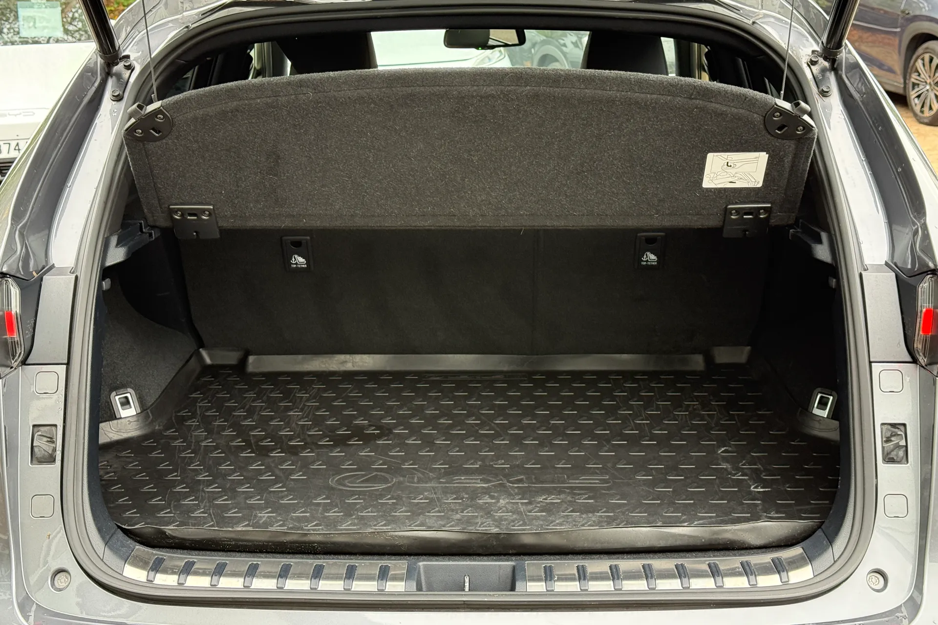 LEXUS NX thumbnail image number 33