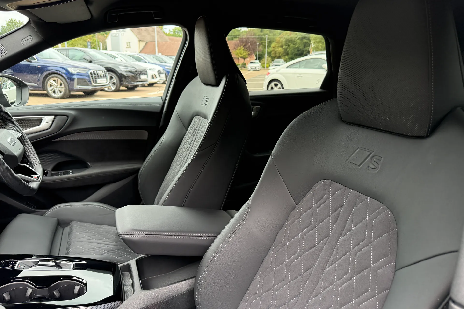 Audi A5 thumbnail image number 48