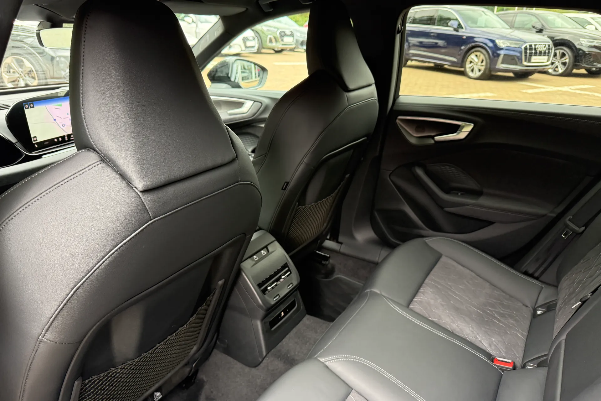 Audi A5 thumbnail image number 44