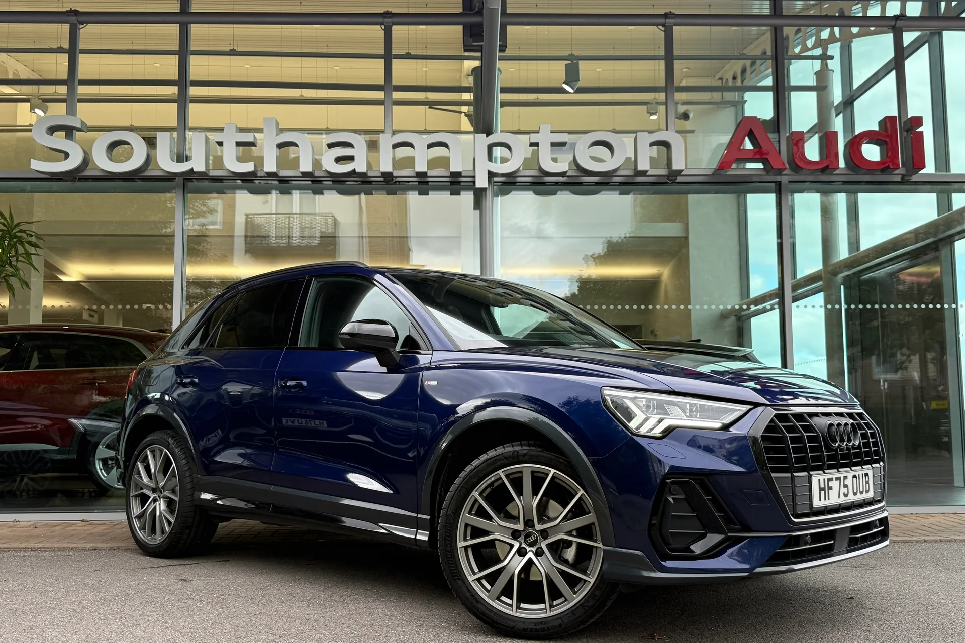 Audi Q3 focused image