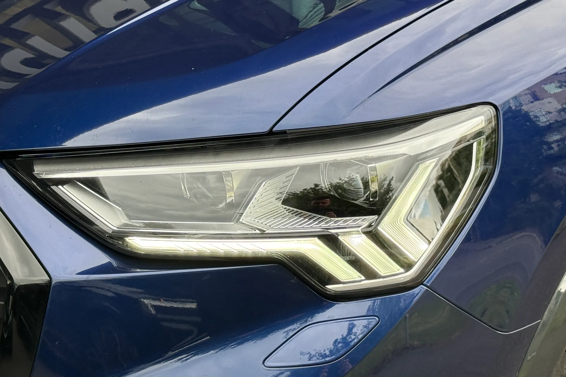 Audi Q3 thumbnail image number 57