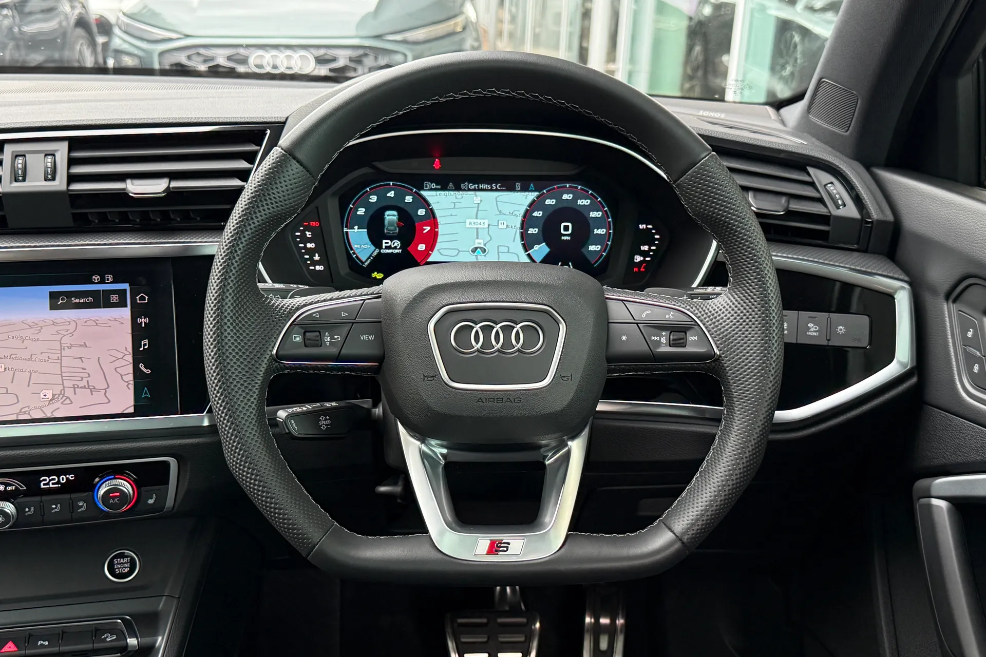Audi Q3 thumbnail image number 43