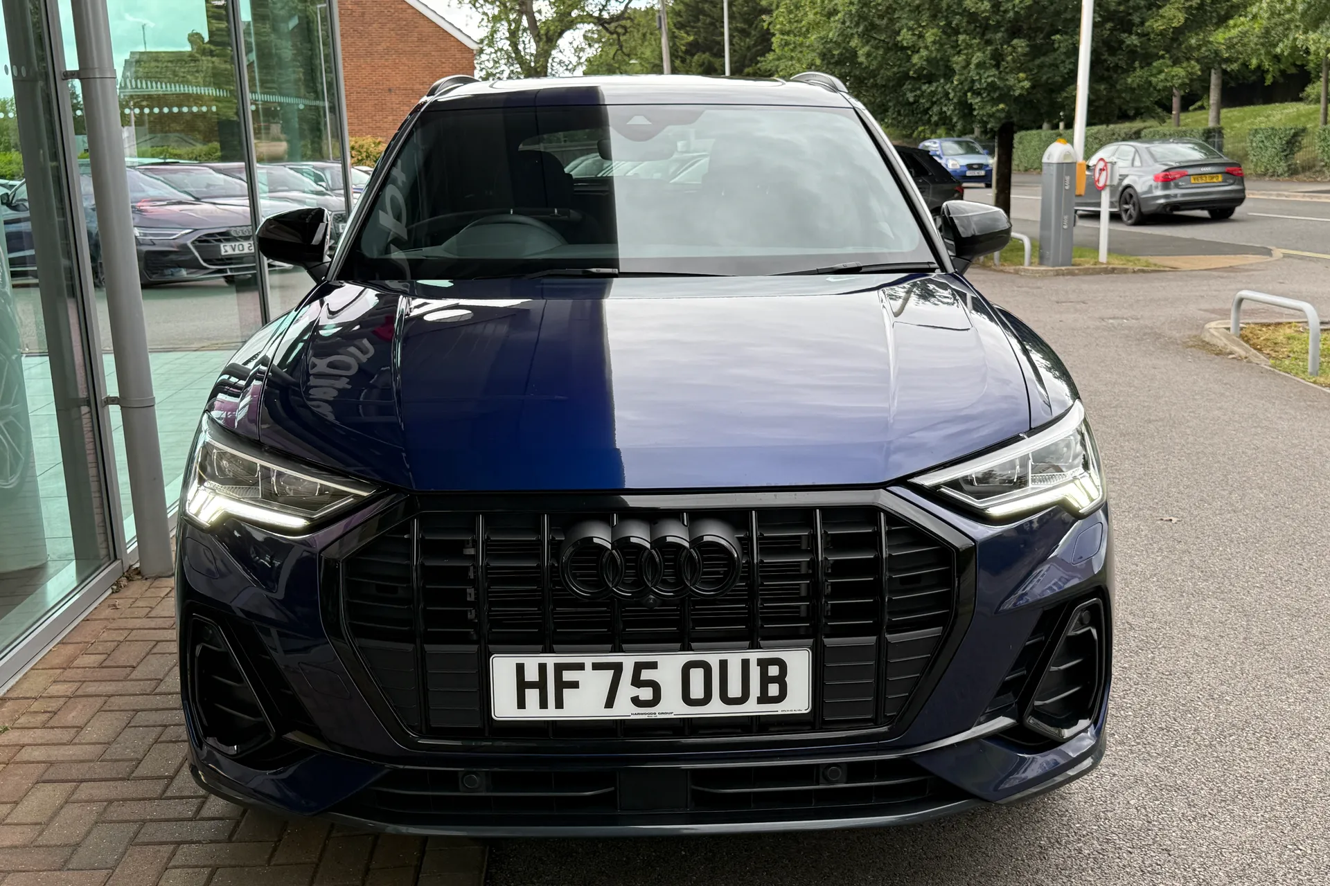 Audi Q3 thumbnail image number 58