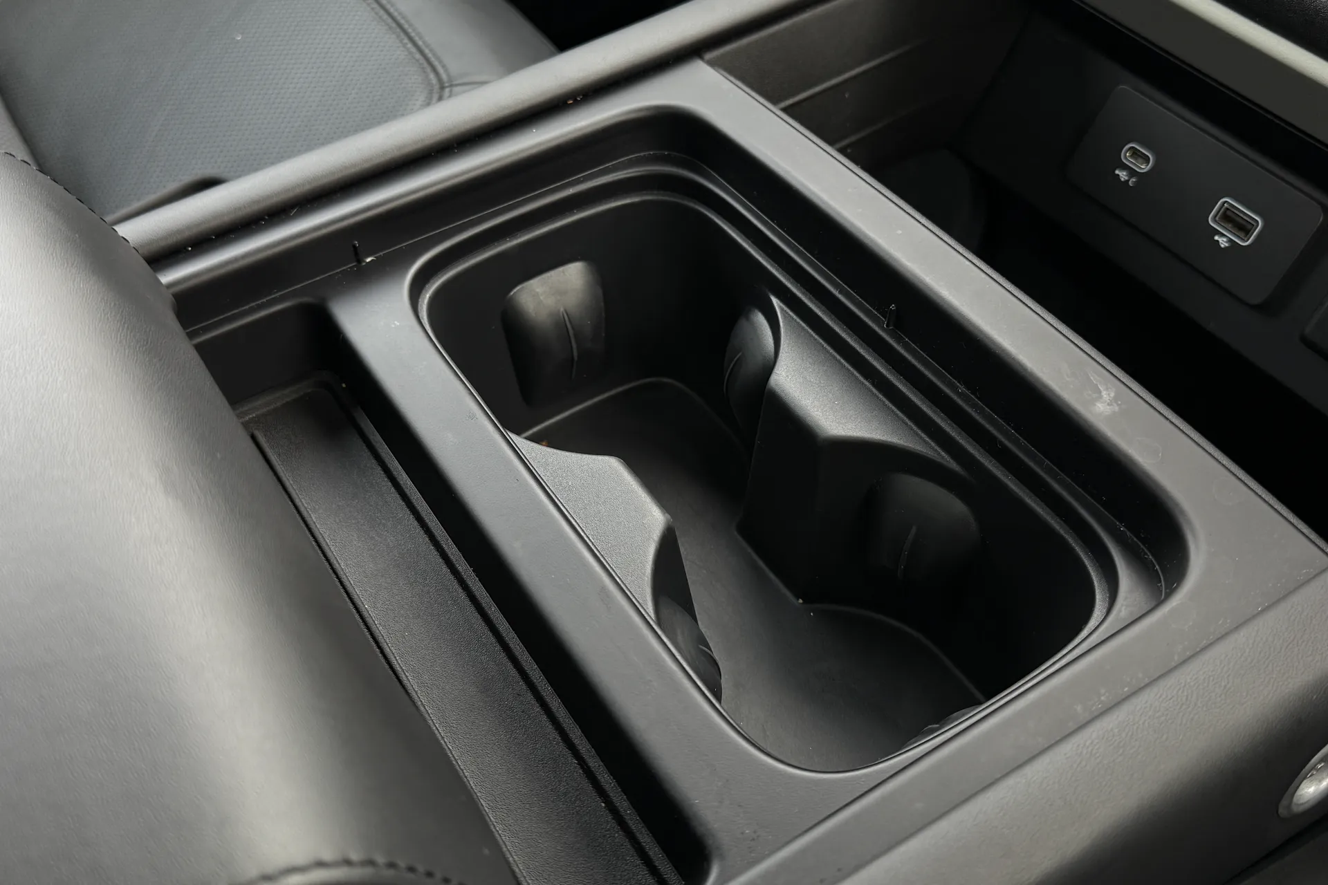 LAND ROVER DEFENDER thumbnail image number 42