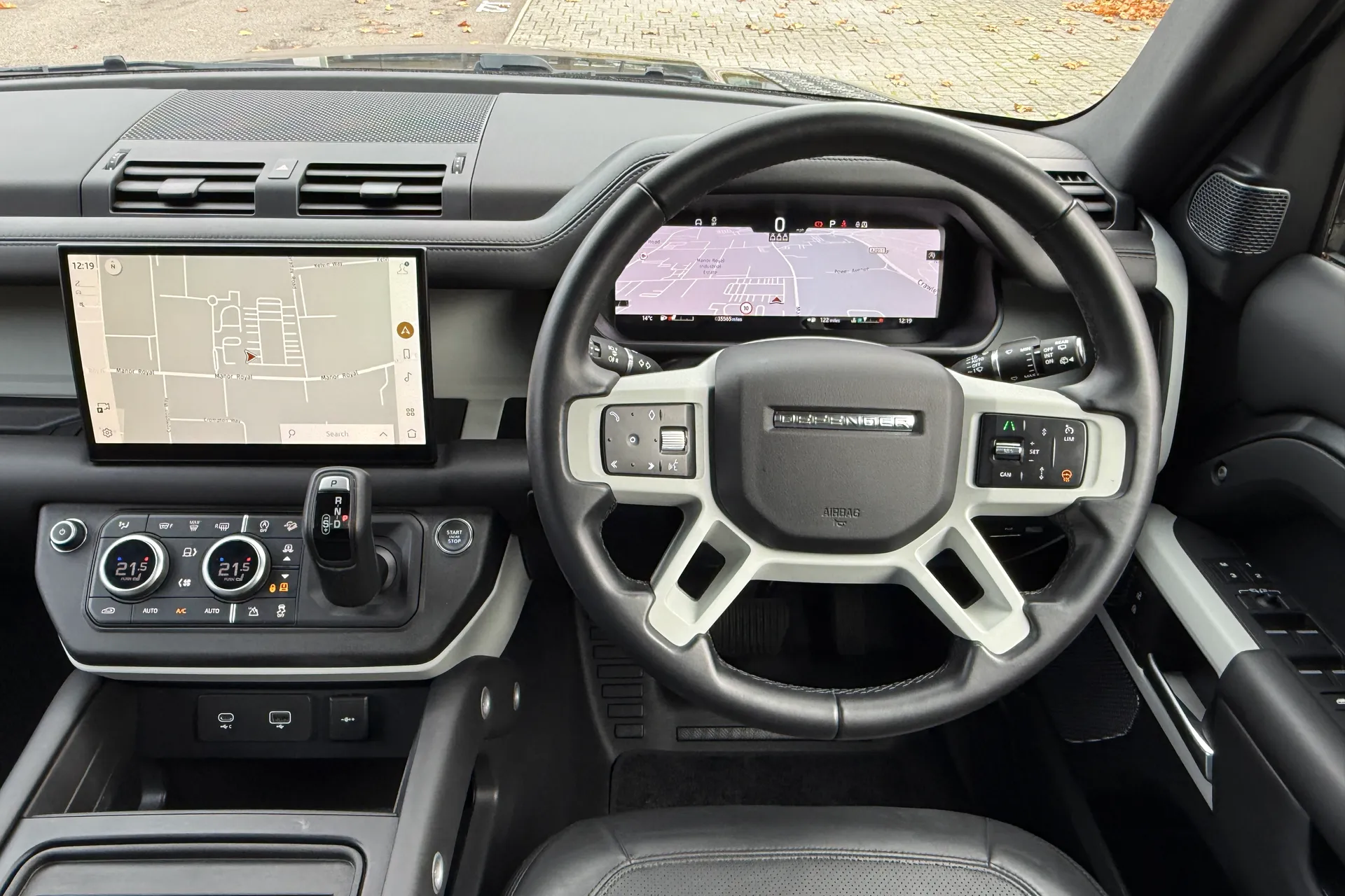 LAND ROVER DEFENDER thumbnail image number 27