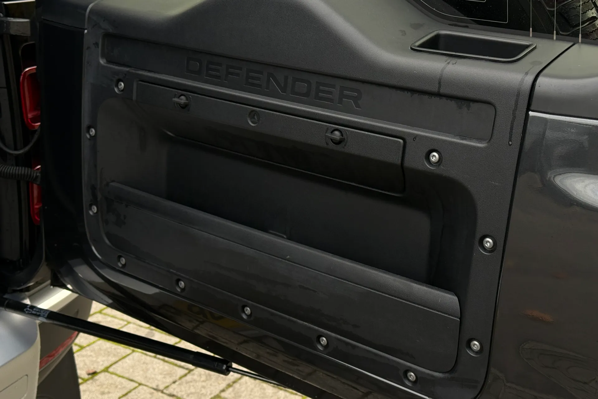 LAND ROVER DEFENDER thumbnail image number 30