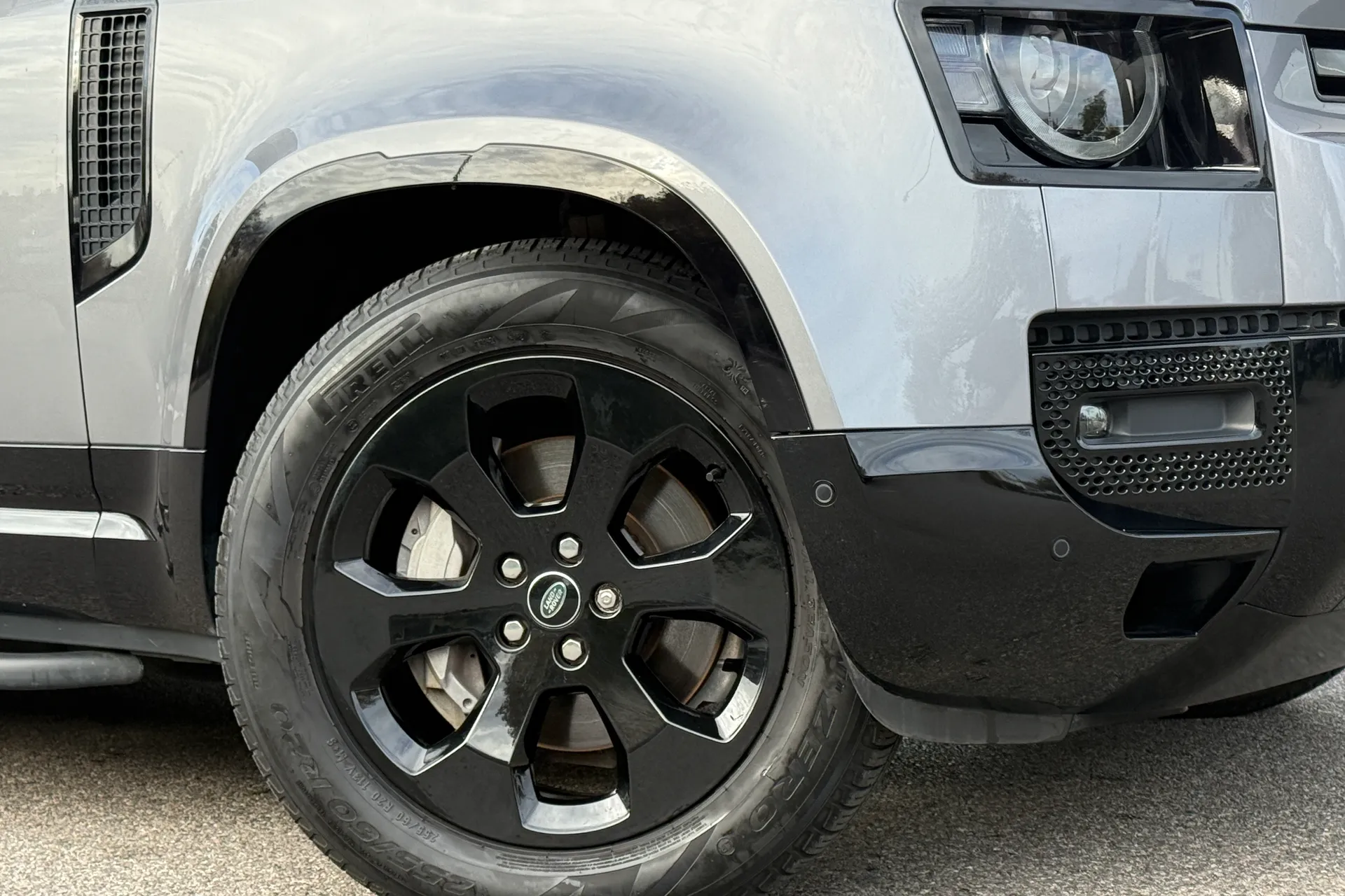 LAND ROVER DEFENDER thumbnail image number 12