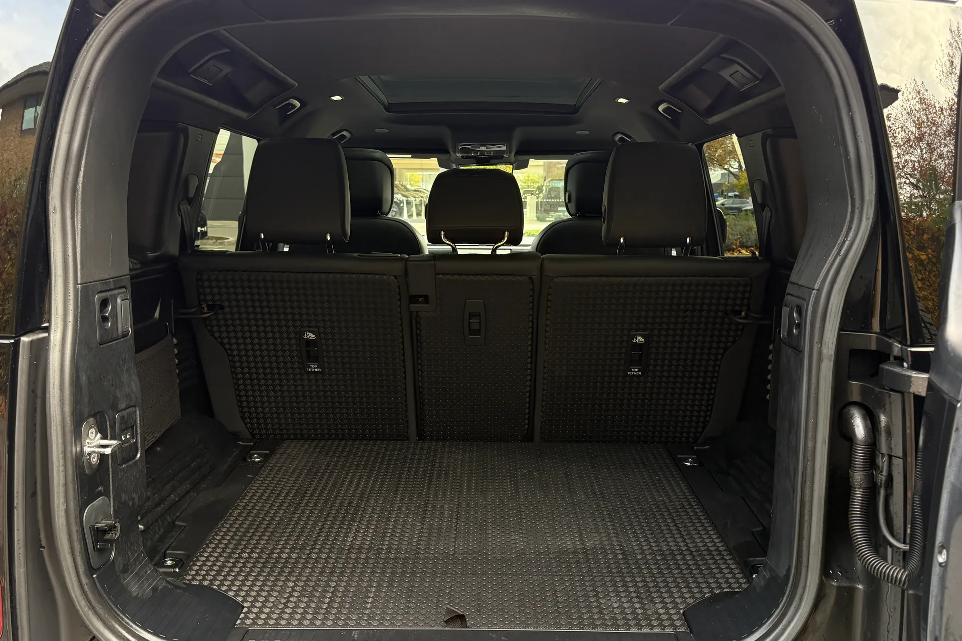 LAND ROVER DEFENDER thumbnail image number 31