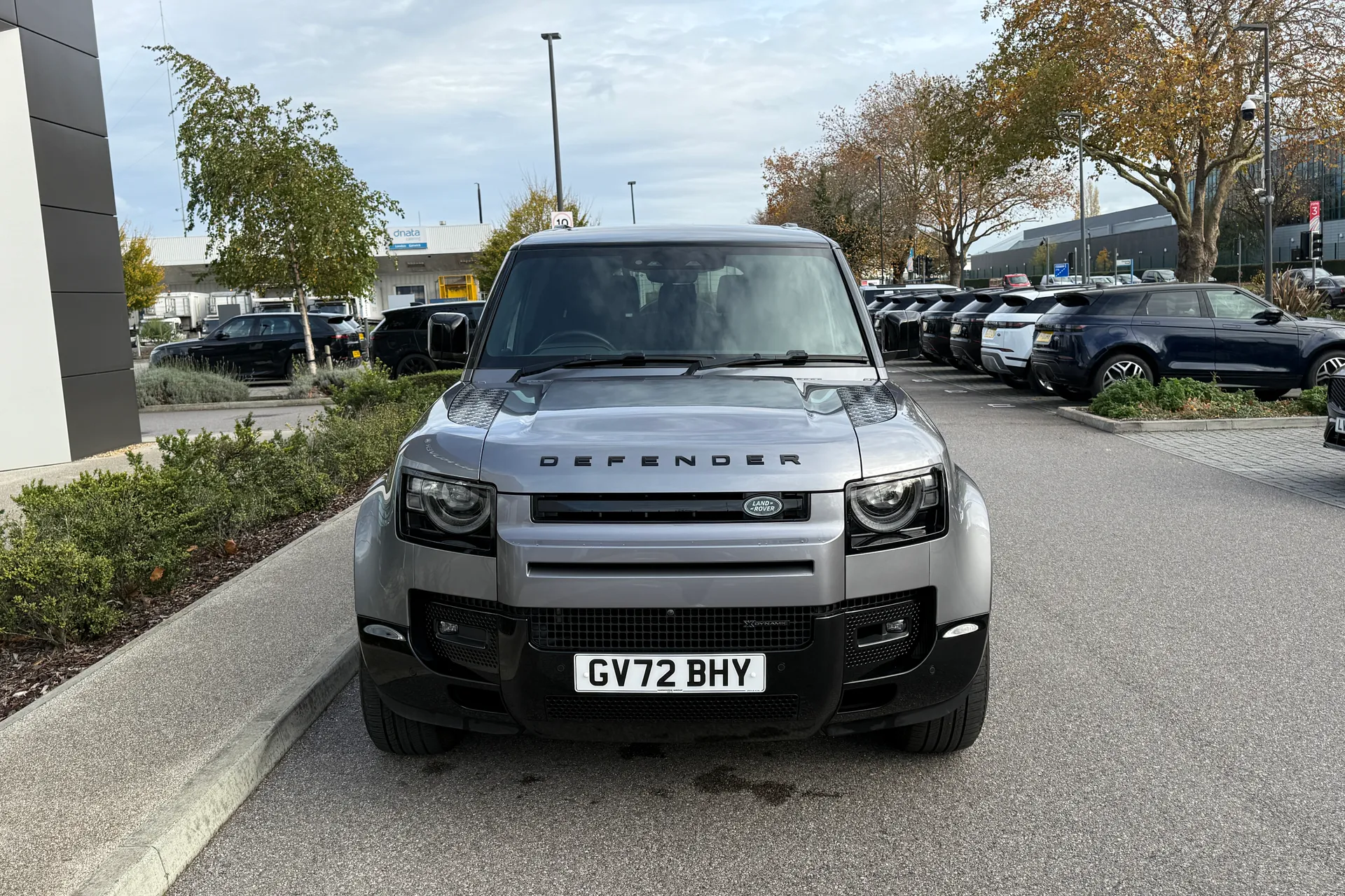 LAND ROVER DEFENDER thumbnail image number 16