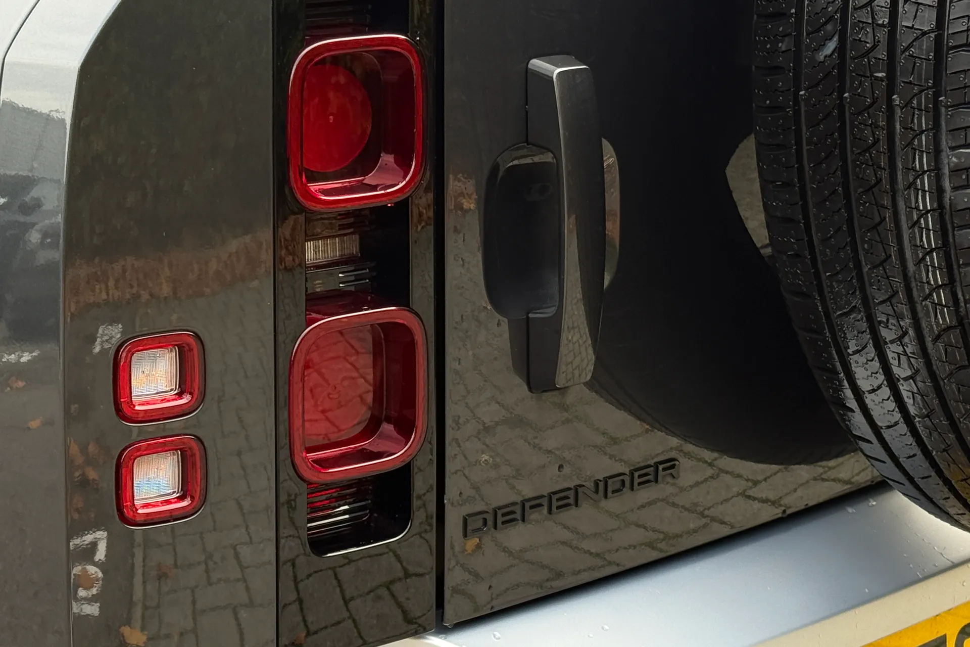 LAND ROVER DEFENDER thumbnail image number 29