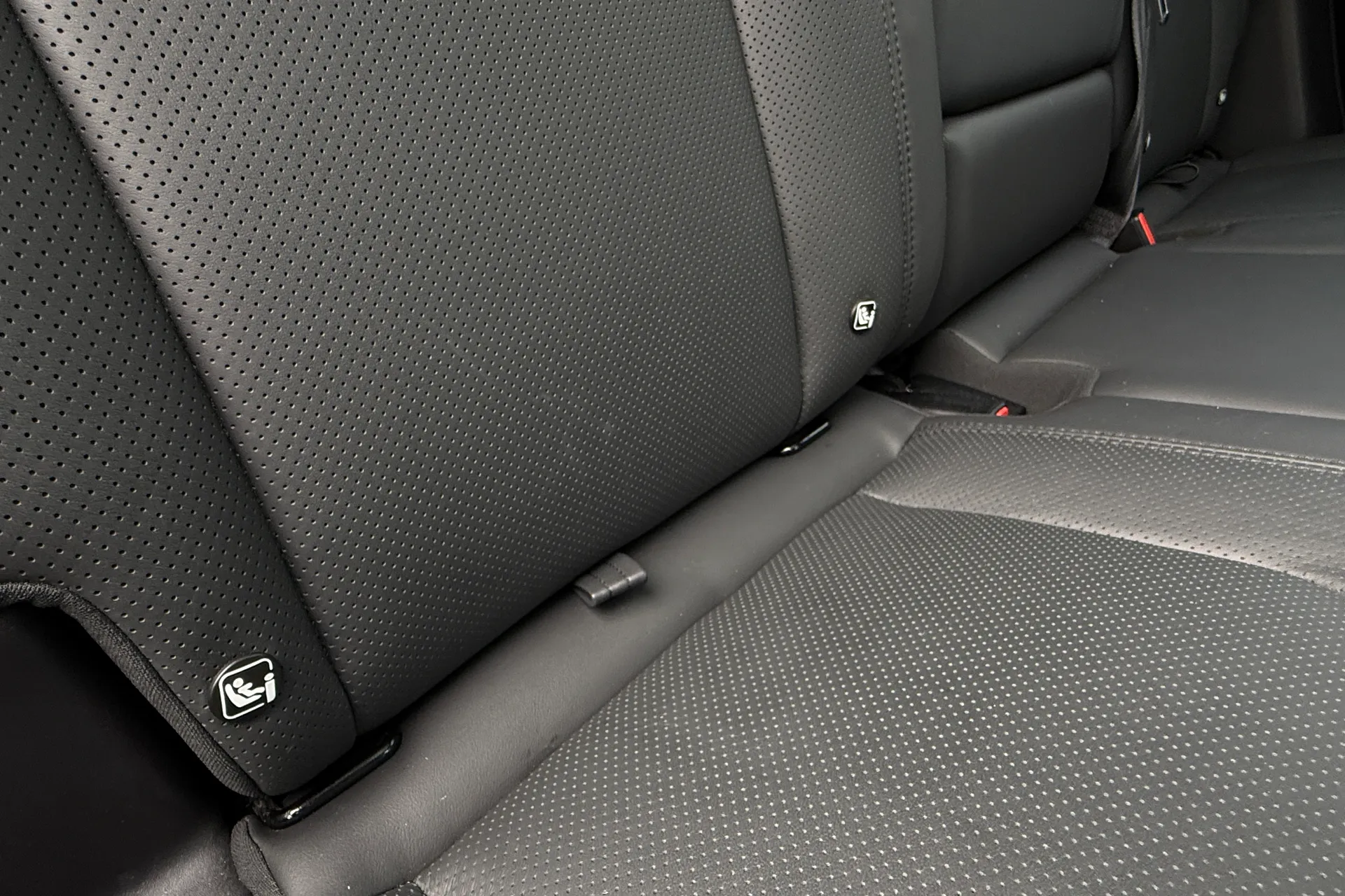 LAND ROVER DEFENDER thumbnail image number 36