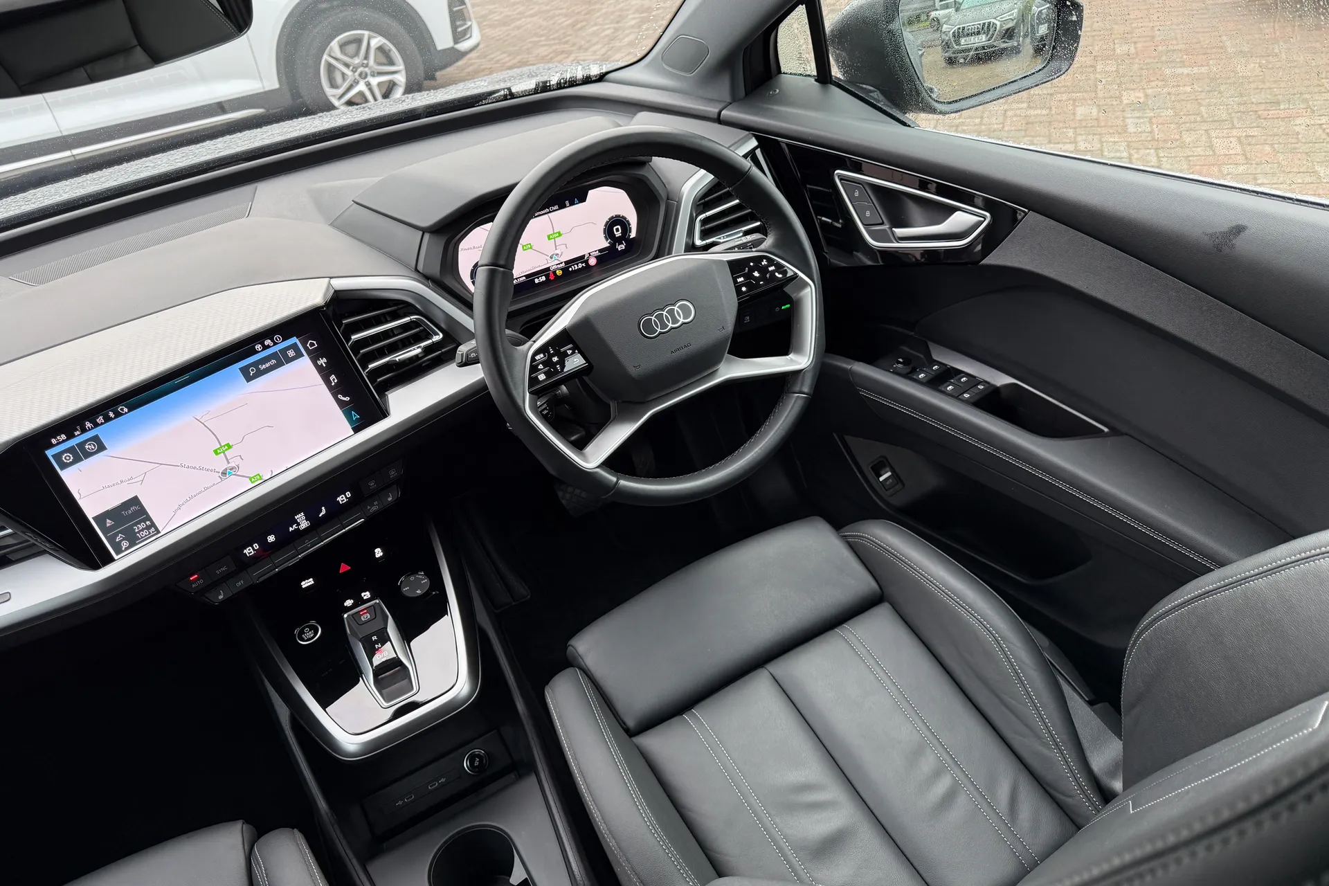 Audi Q4 thumbnail image number 41