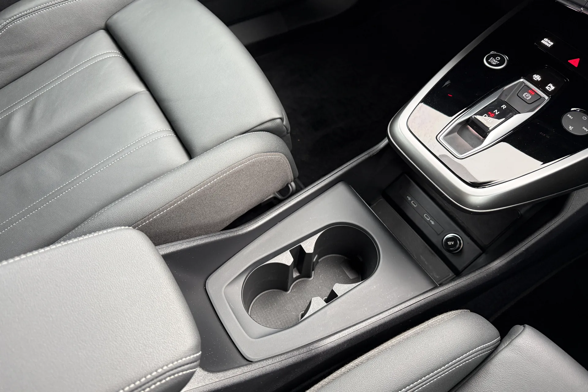 Audi Q4 thumbnail image number 39