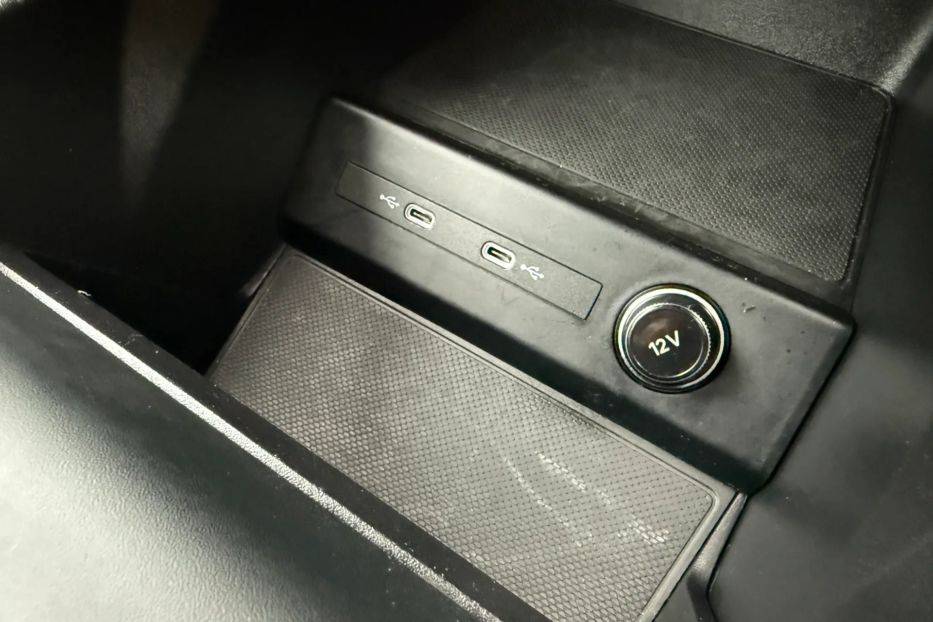 Audi Q4 thumbnail image number 40