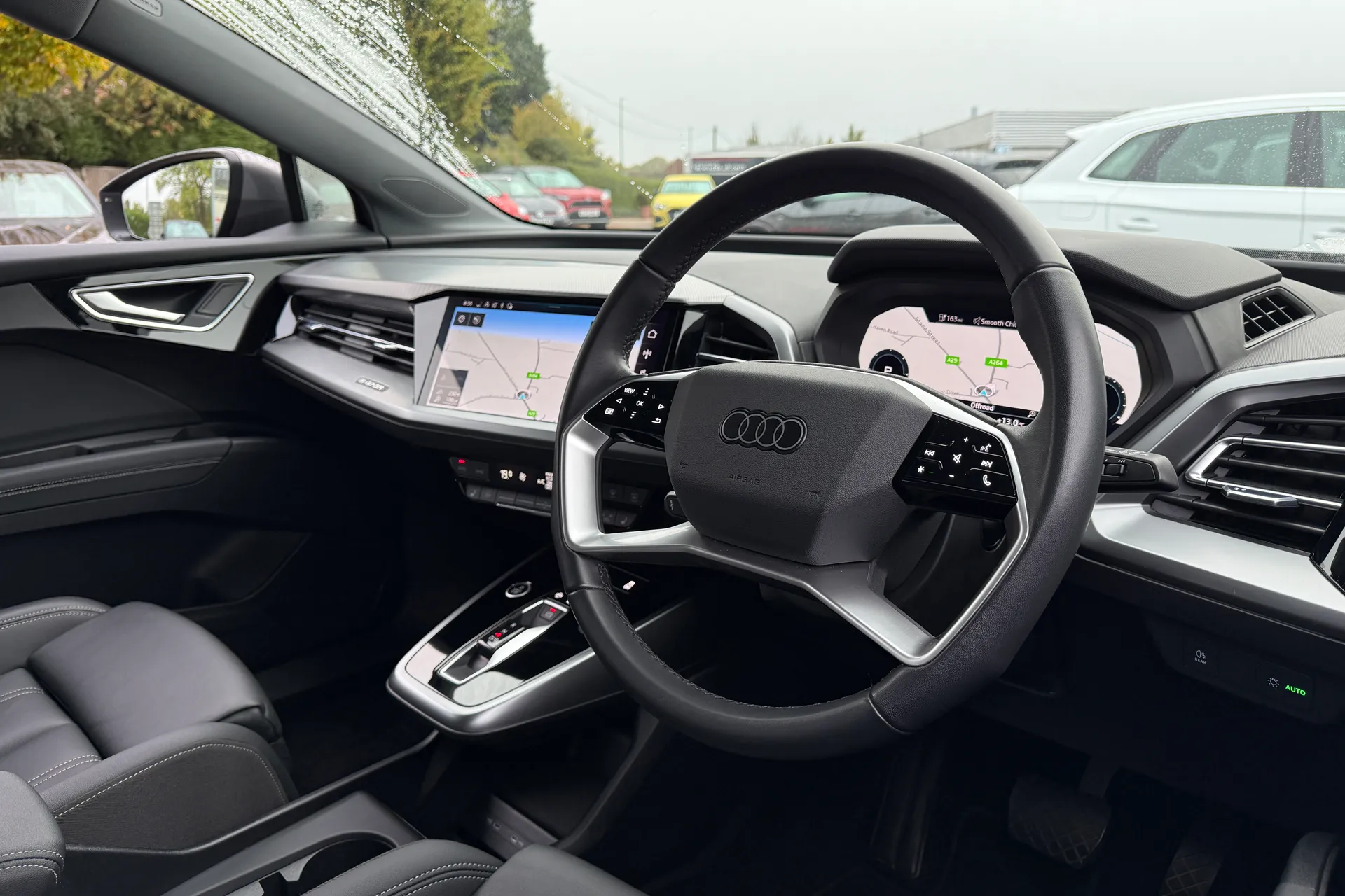 Audi Q4 thumbnail image number 27