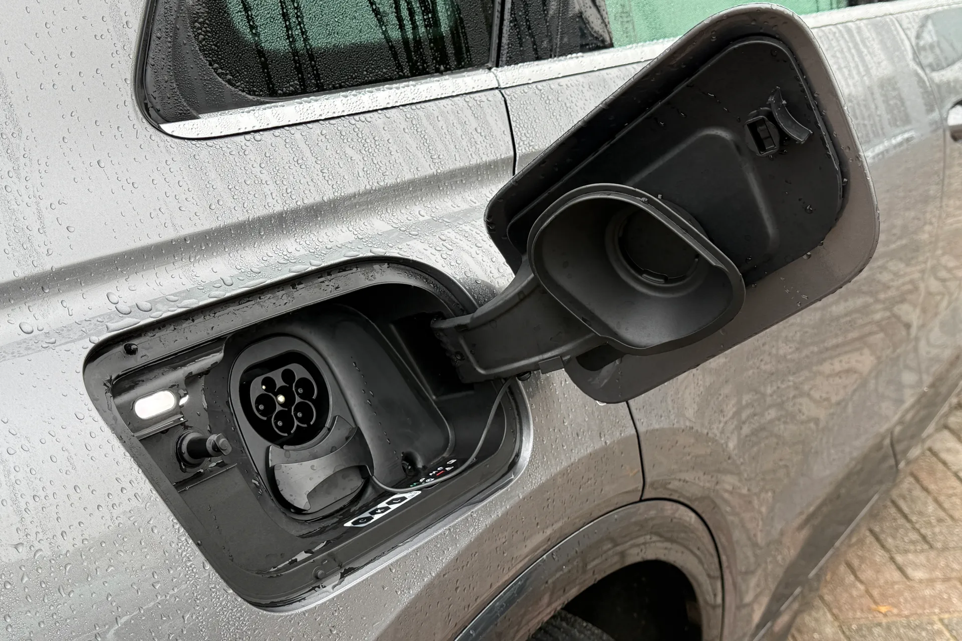 Audi Q4 thumbnail image number 52