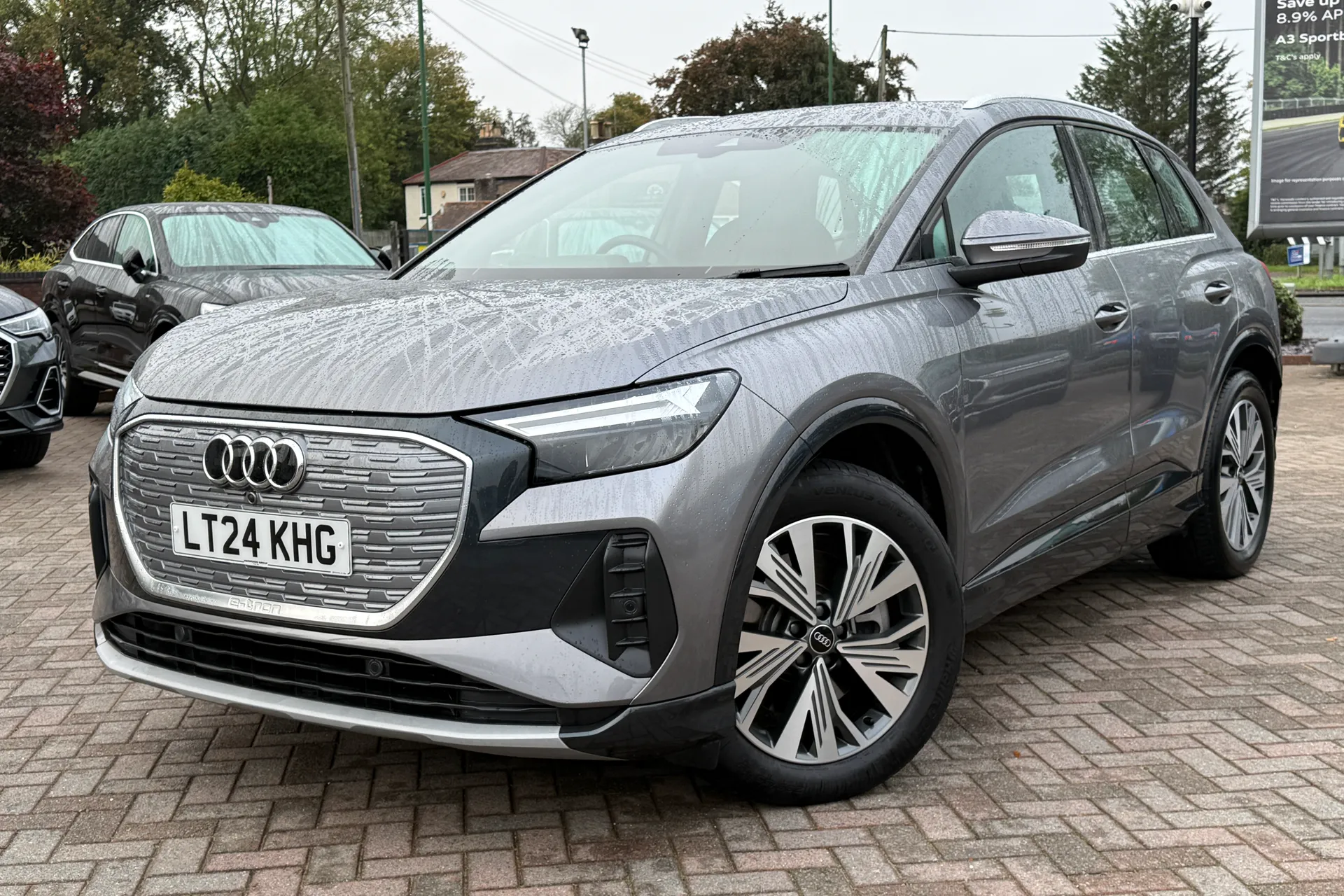 Audi Q4 thumbnail image number 25