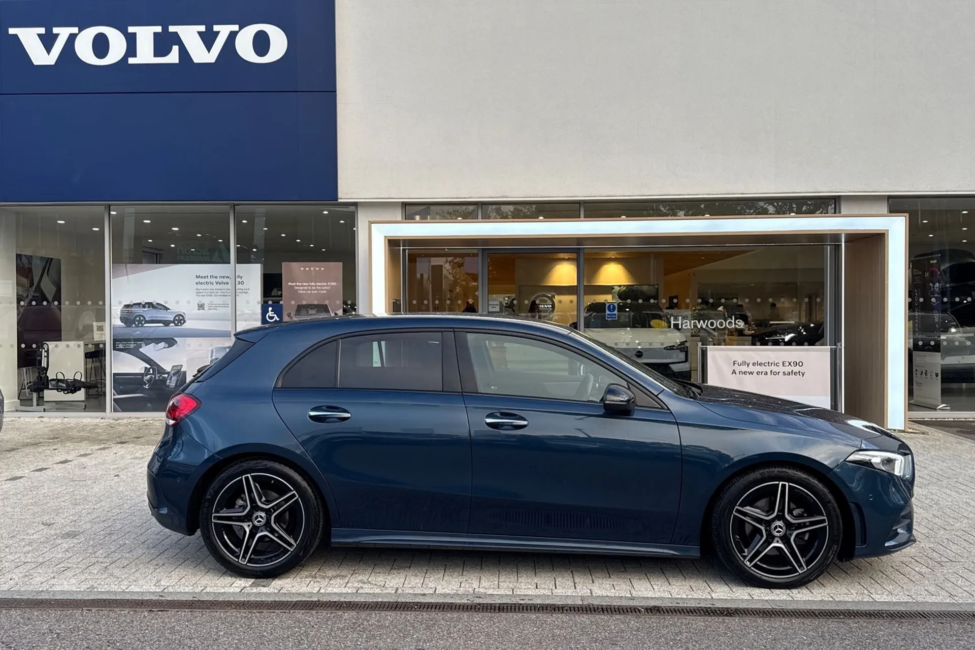 MERCEDES-BENZ A CLASS thumbnail image number 2