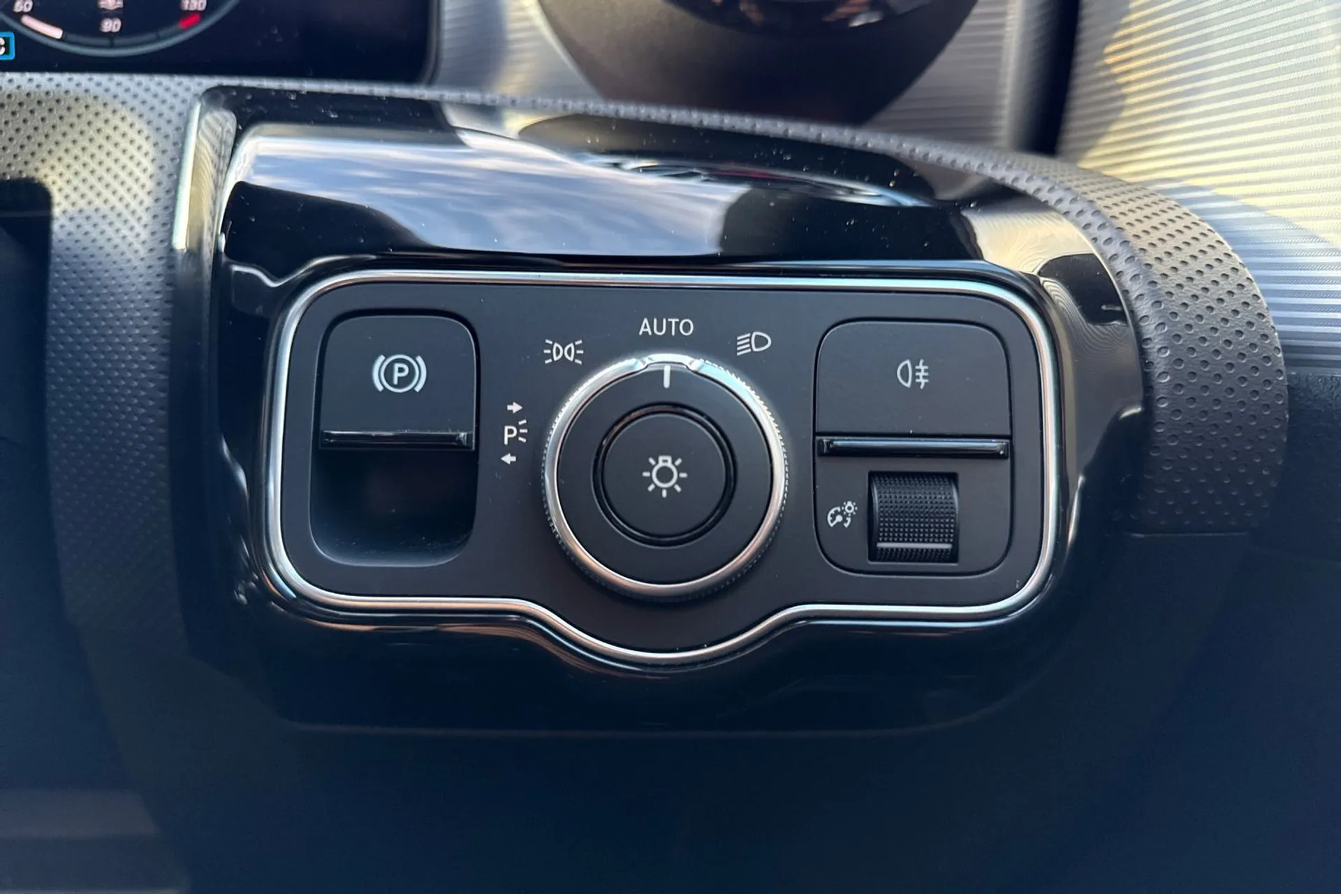 MERCEDES-BENZ A CLASS thumbnail image number 43