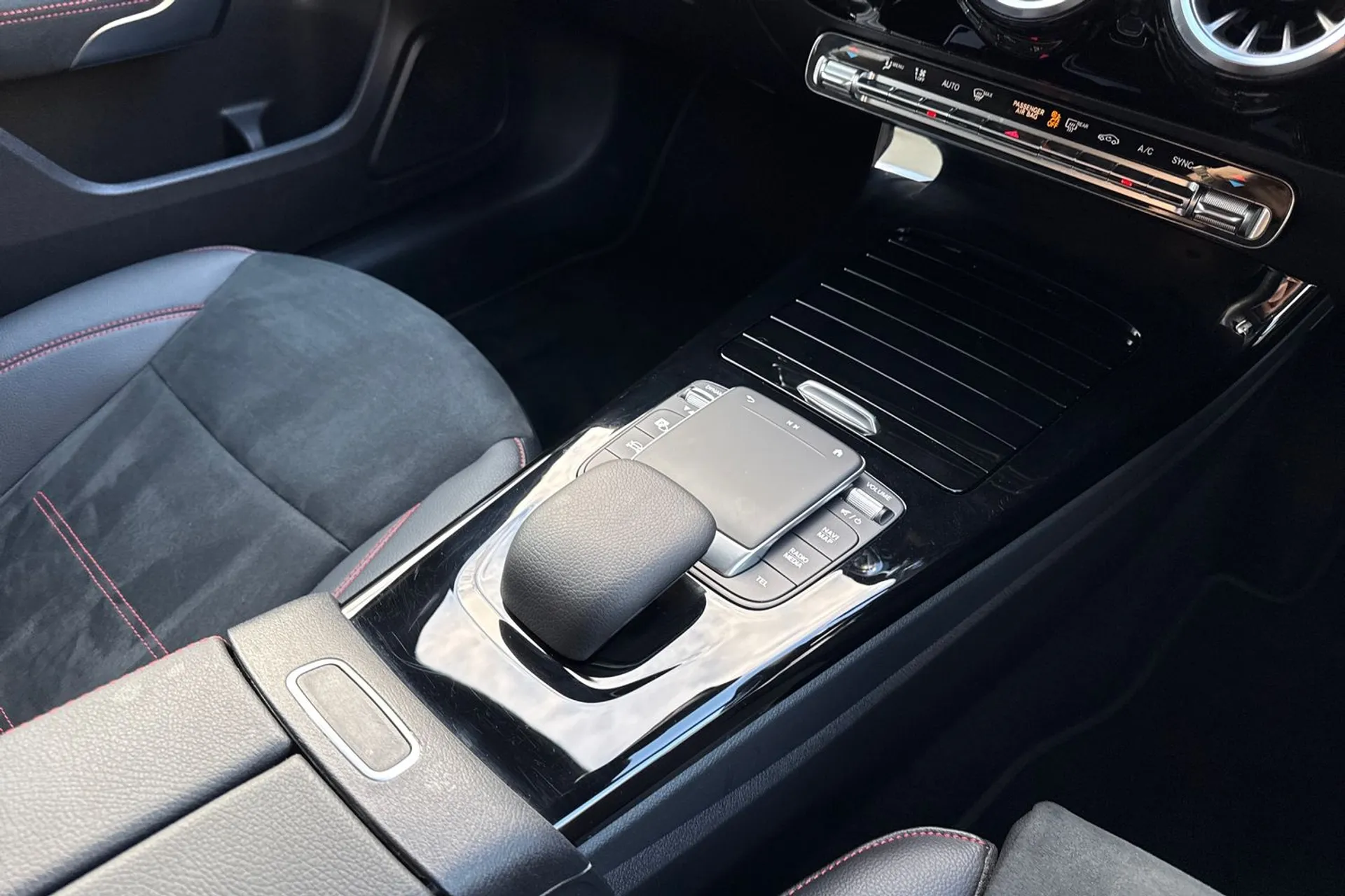 MERCEDES-BENZ A CLASS thumbnail image number 41