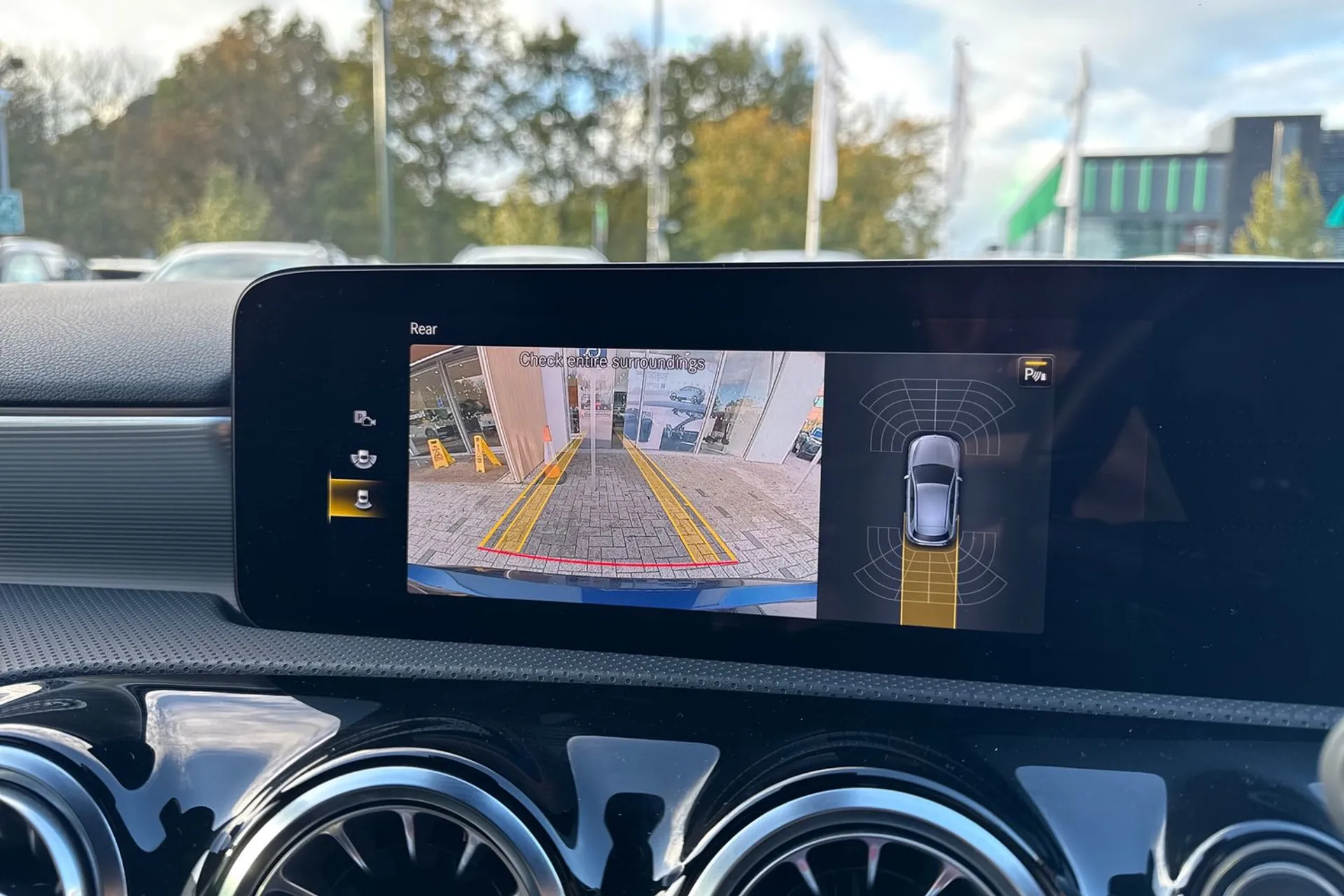 MERCEDES-BENZ A CLASS thumbnail image number 4