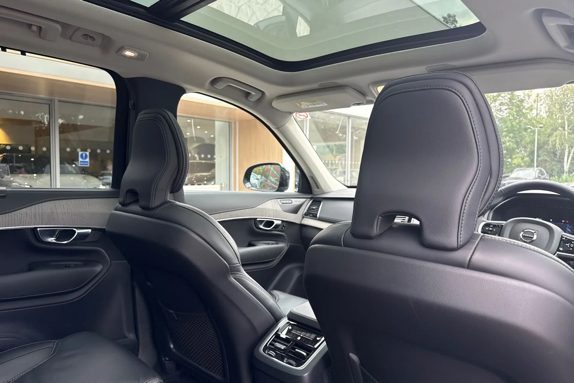 Volvo XC90 thumbnail image number 22