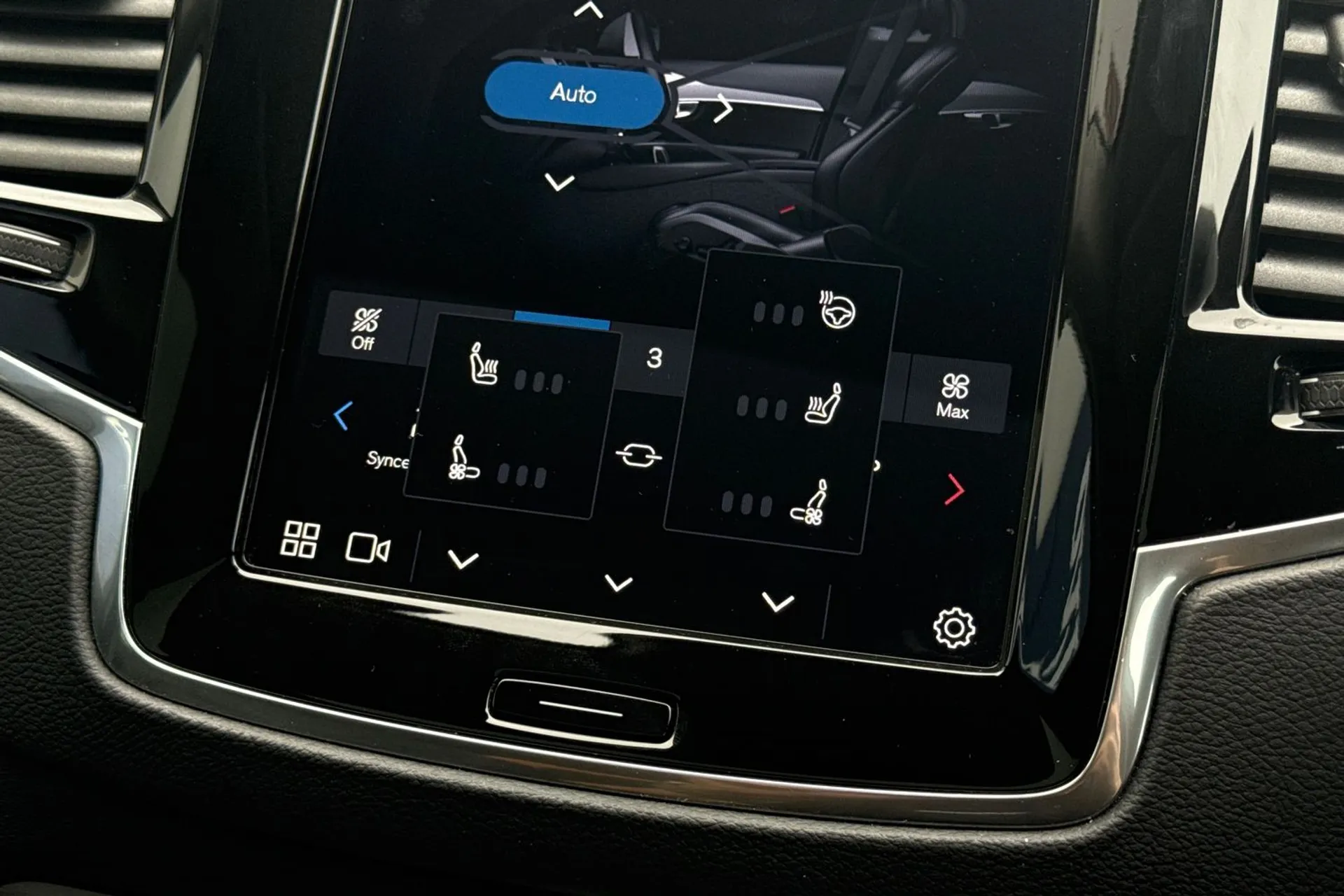 Volvo XC90 thumbnail image number 40