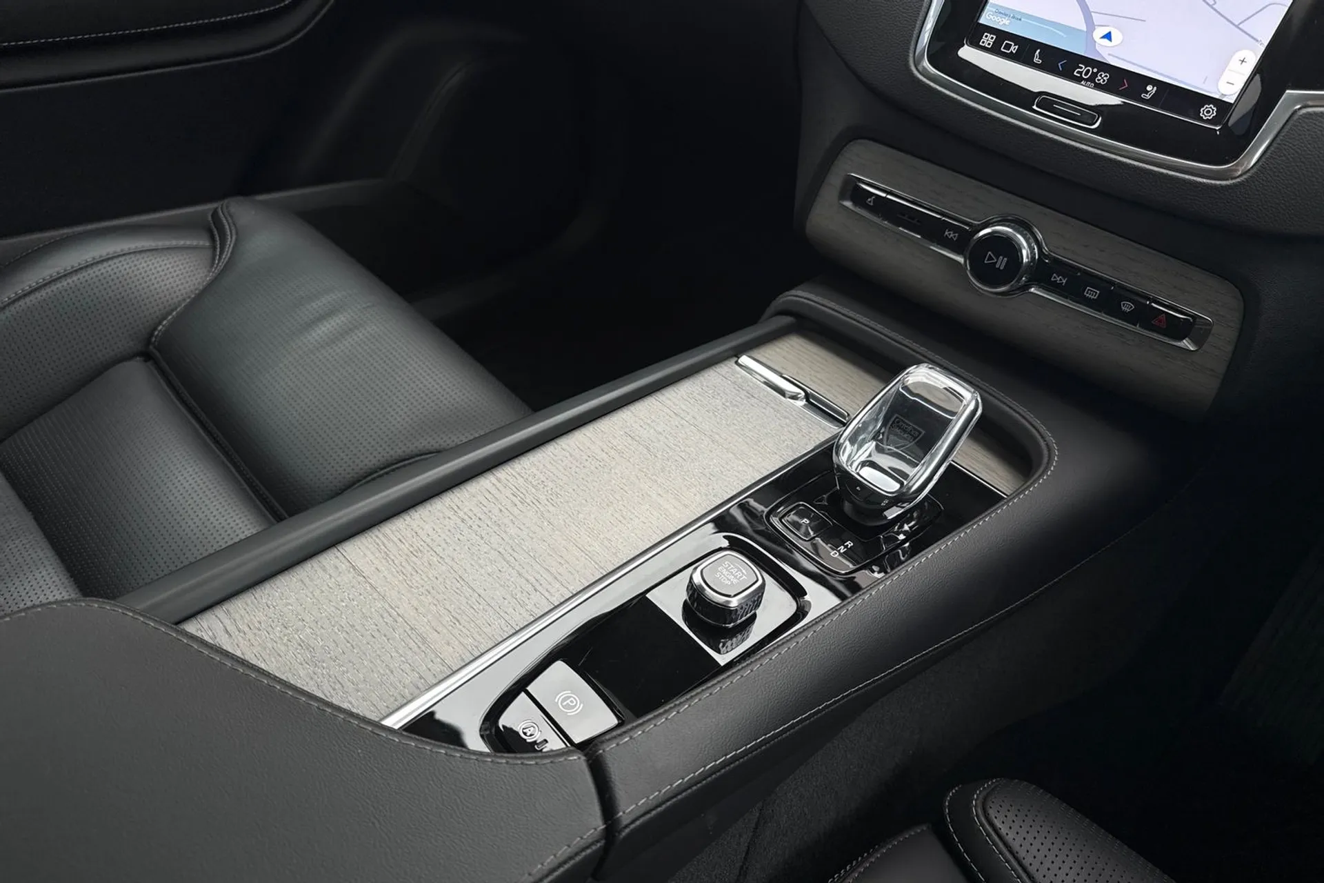 Volvo XC90 thumbnail image number 42