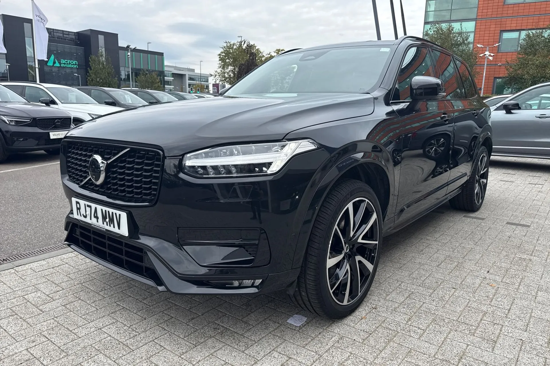 Volvo XC90 thumbnail image number 11