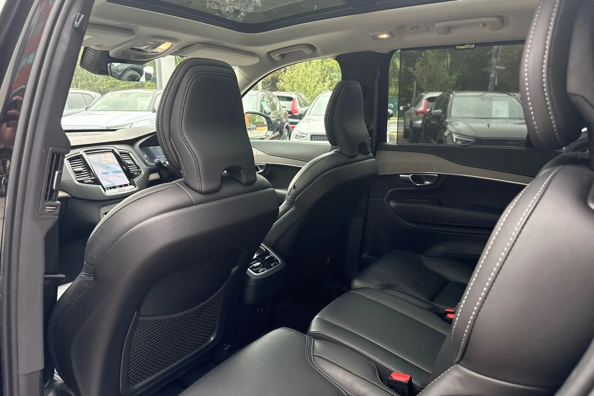 Volvo XC90 thumbnail image number 30