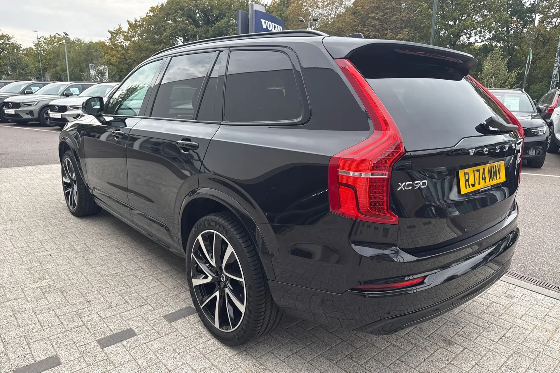 Volvo XC90 thumbnail image number 9