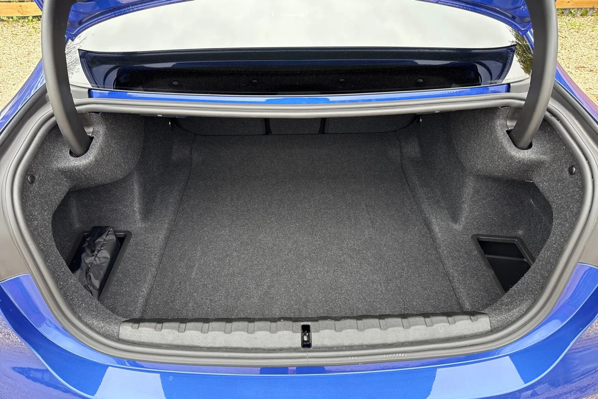 BMW 4 SERIES thumbnail image number 19