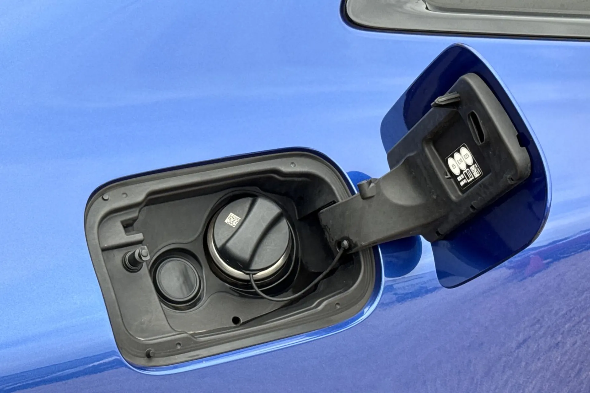 BMW 4 SERIES thumbnail image number 18