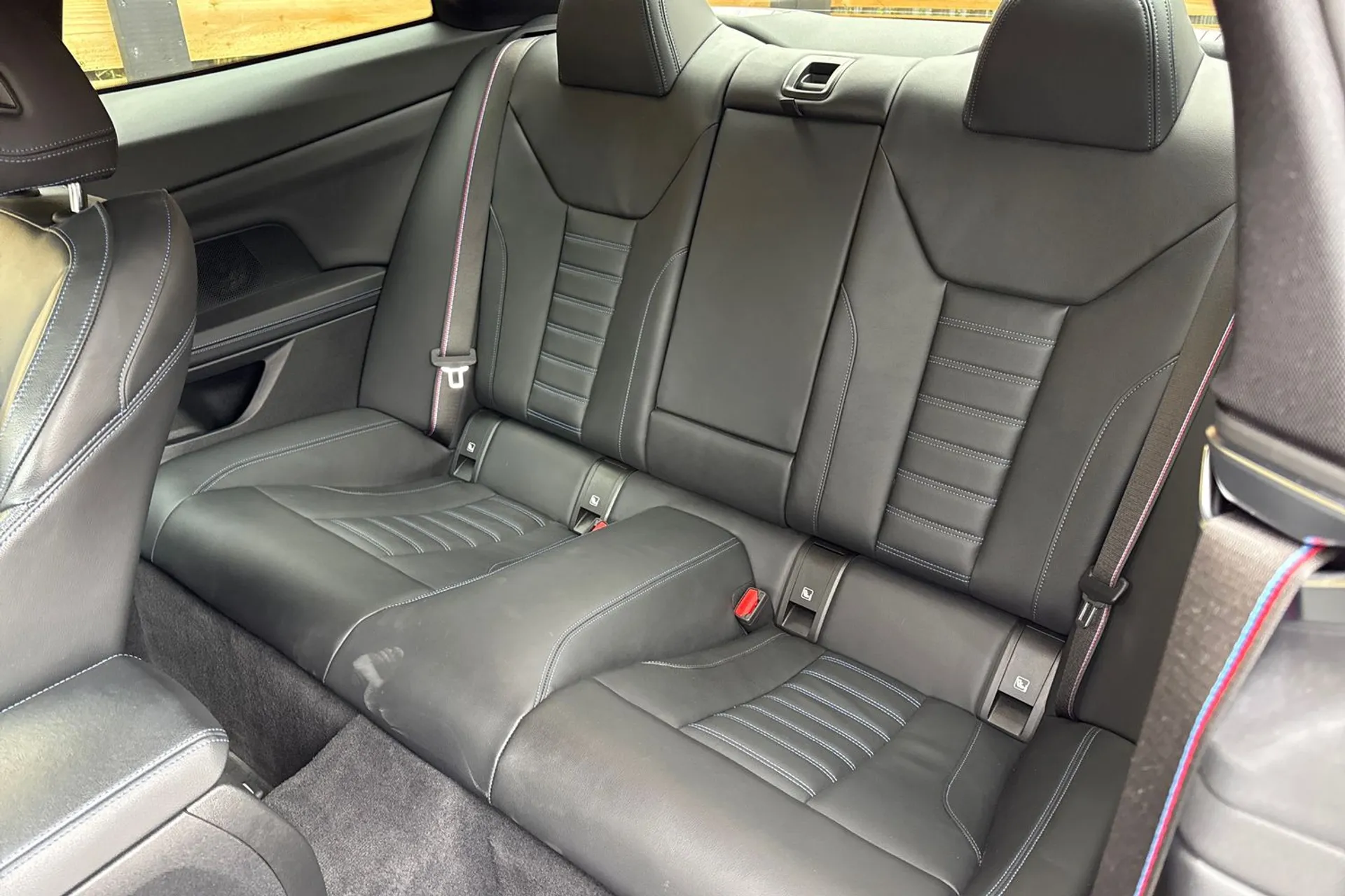 BMW 4 SERIES thumbnail image number 30