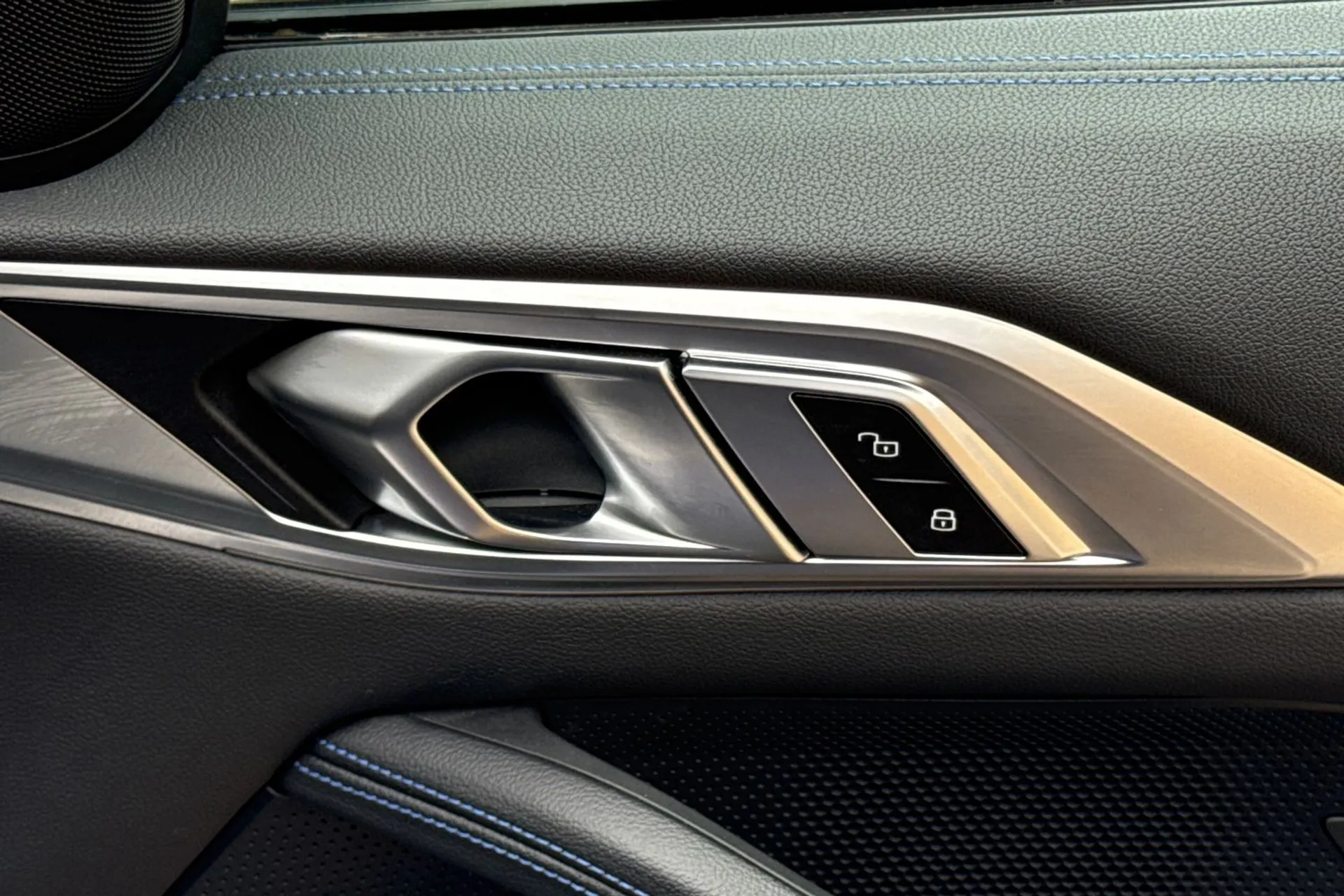 BMW 4 SERIES thumbnail image number 48