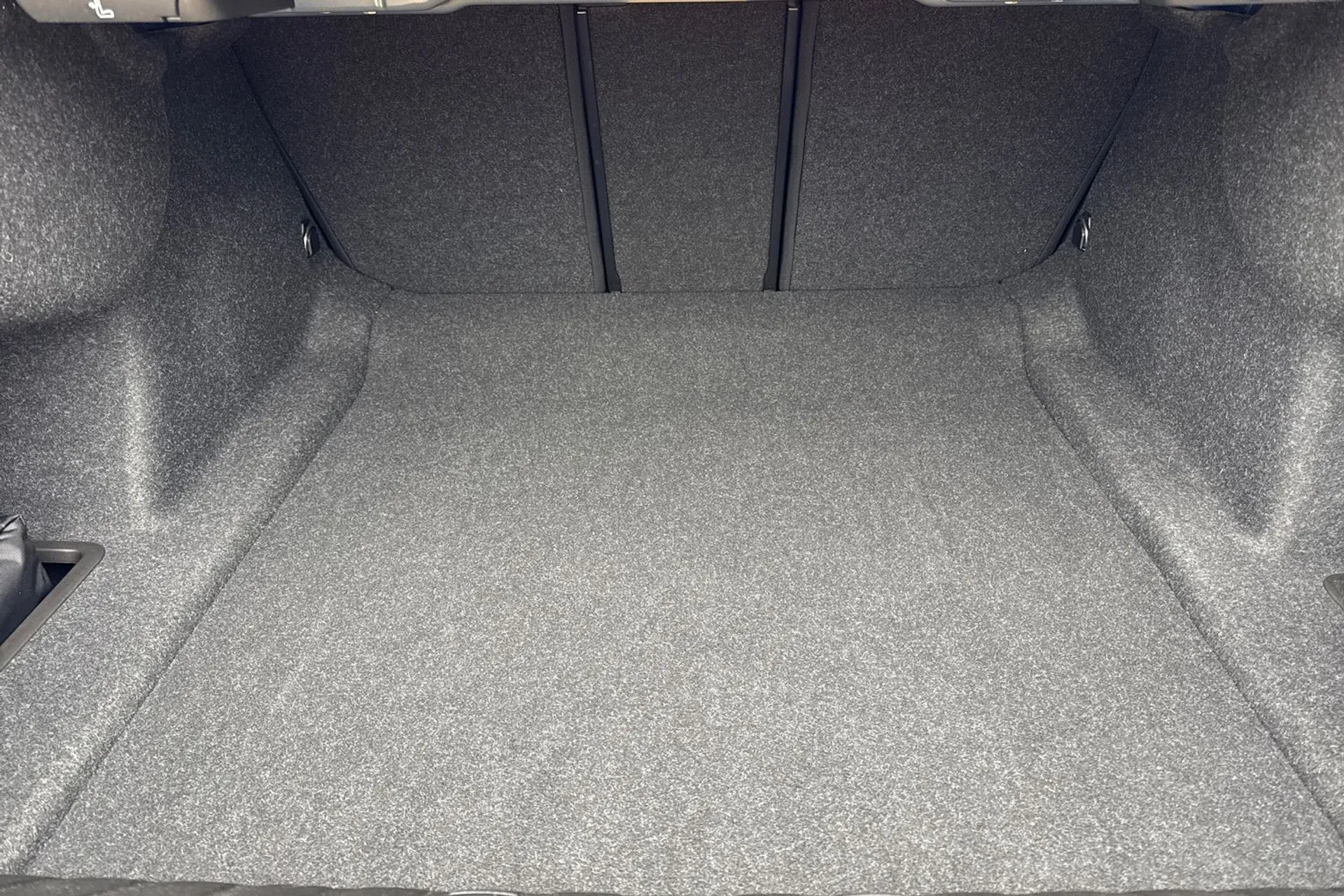 BMW 4 SERIES thumbnail image number 21