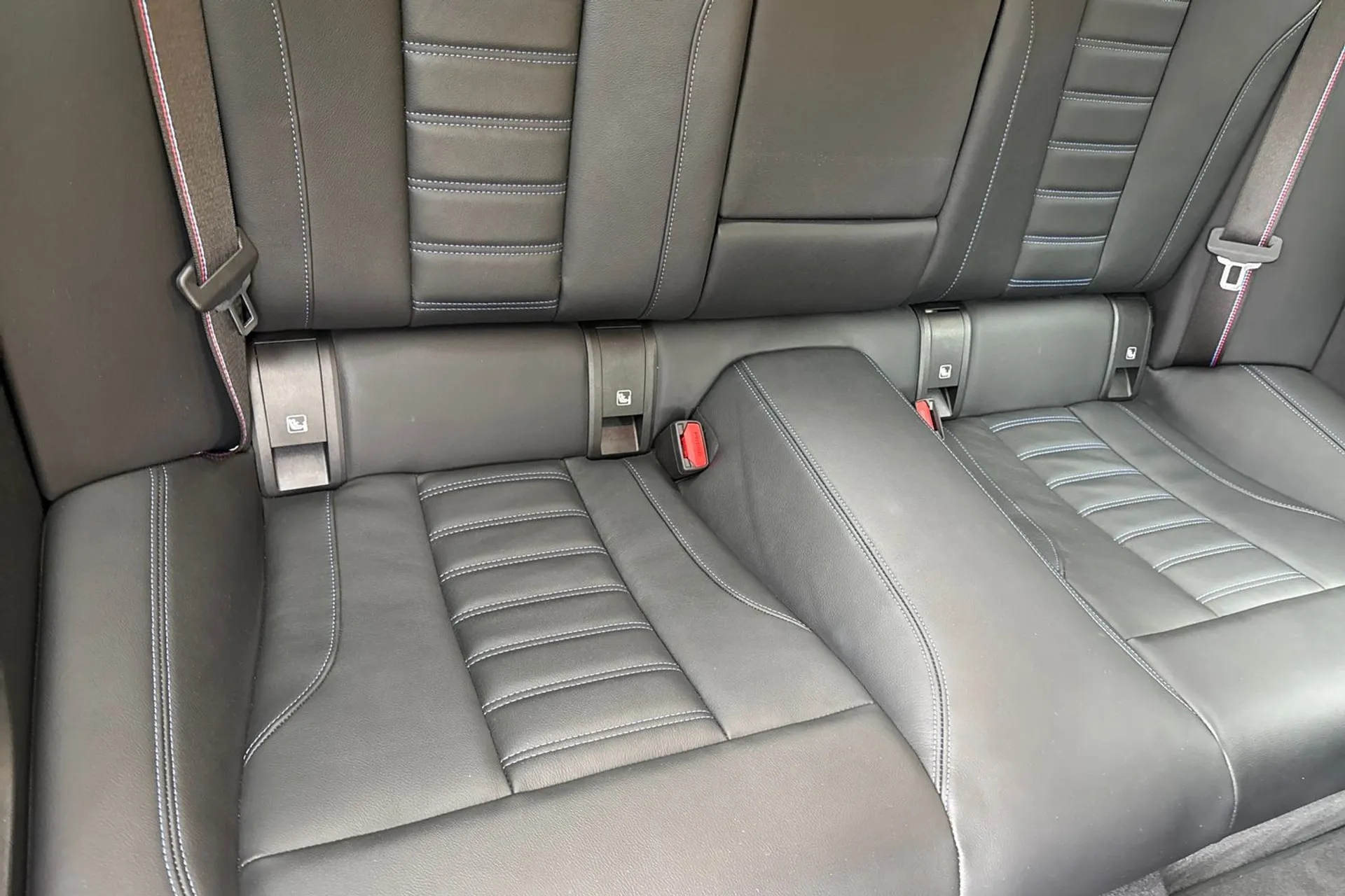 BMW 4 SERIES thumbnail image number 24